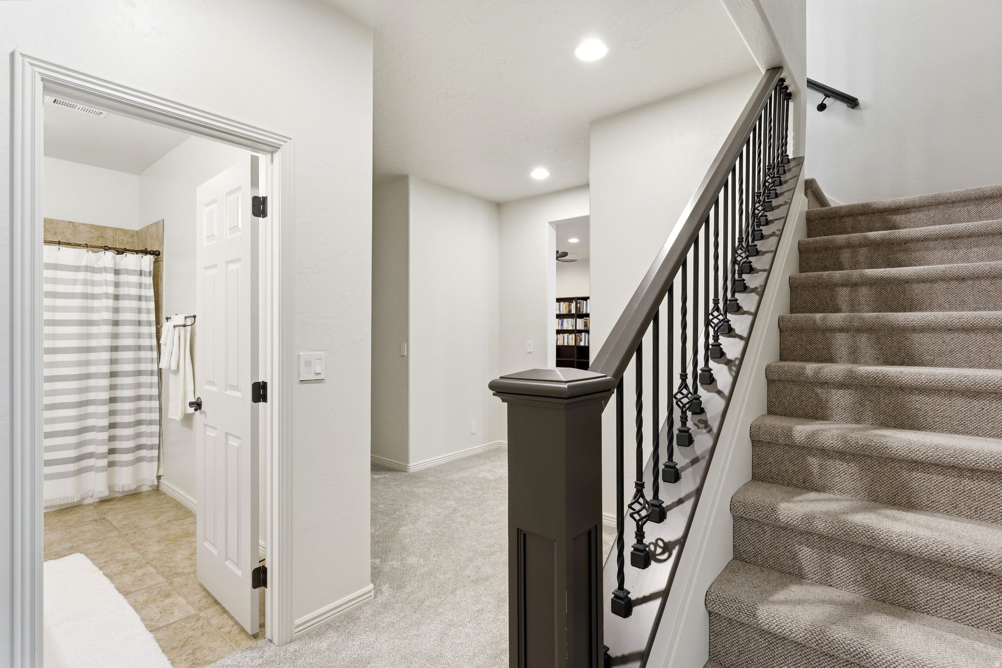 SOMERSET RIDGE - Residential
