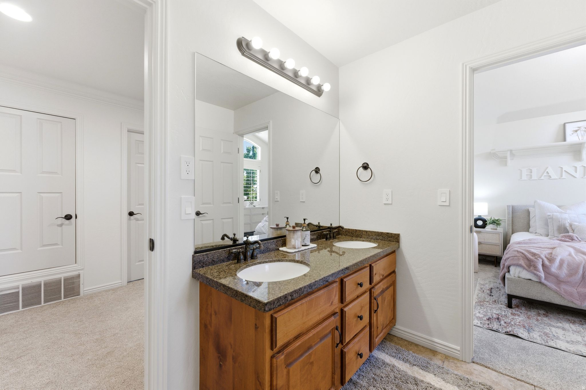 SOMERSET RIDGE - Residential