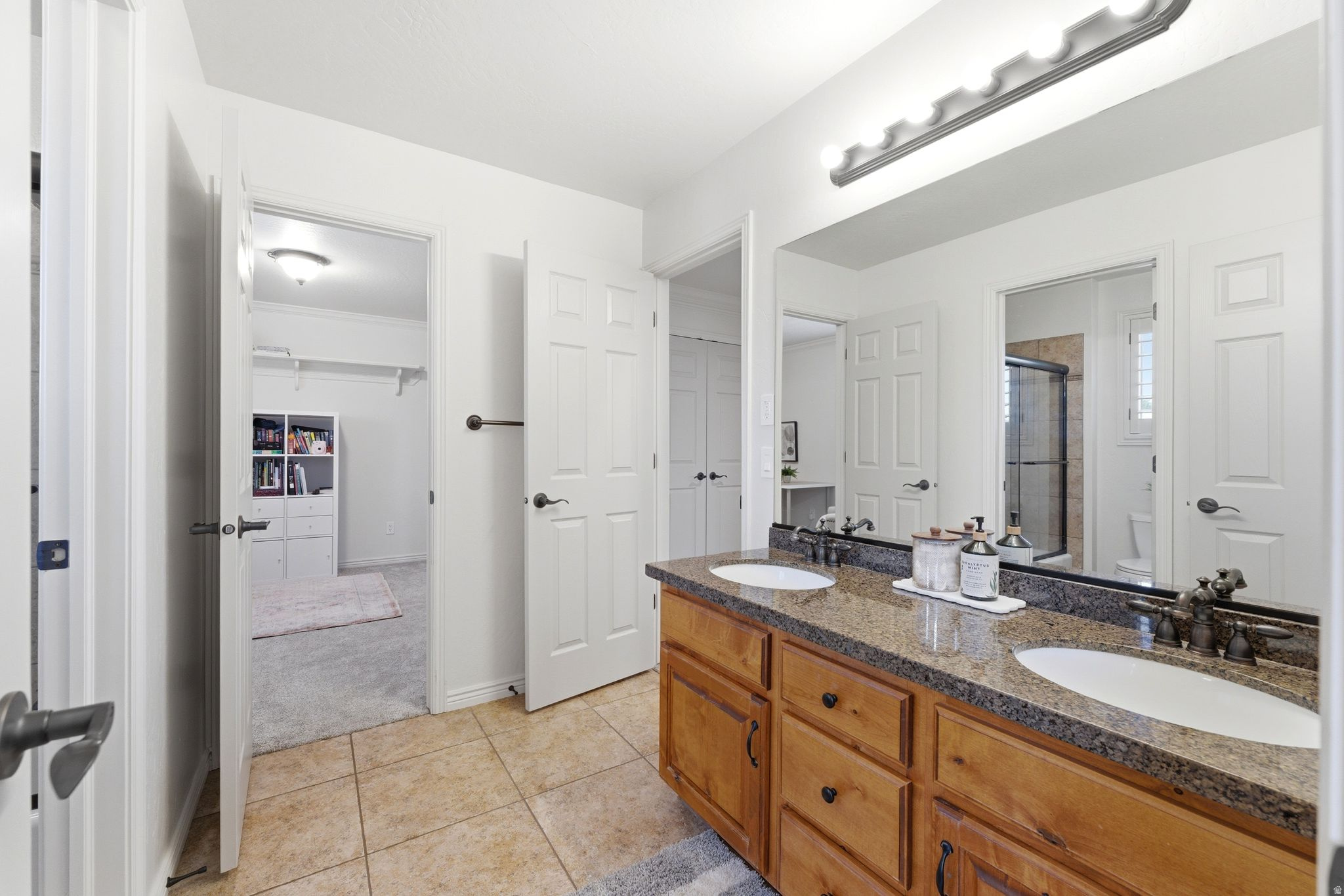 SOMERSET RIDGE - Residential