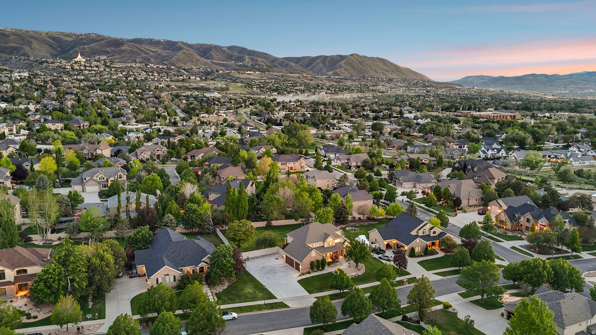 SOMERSET RIDGE - Residential