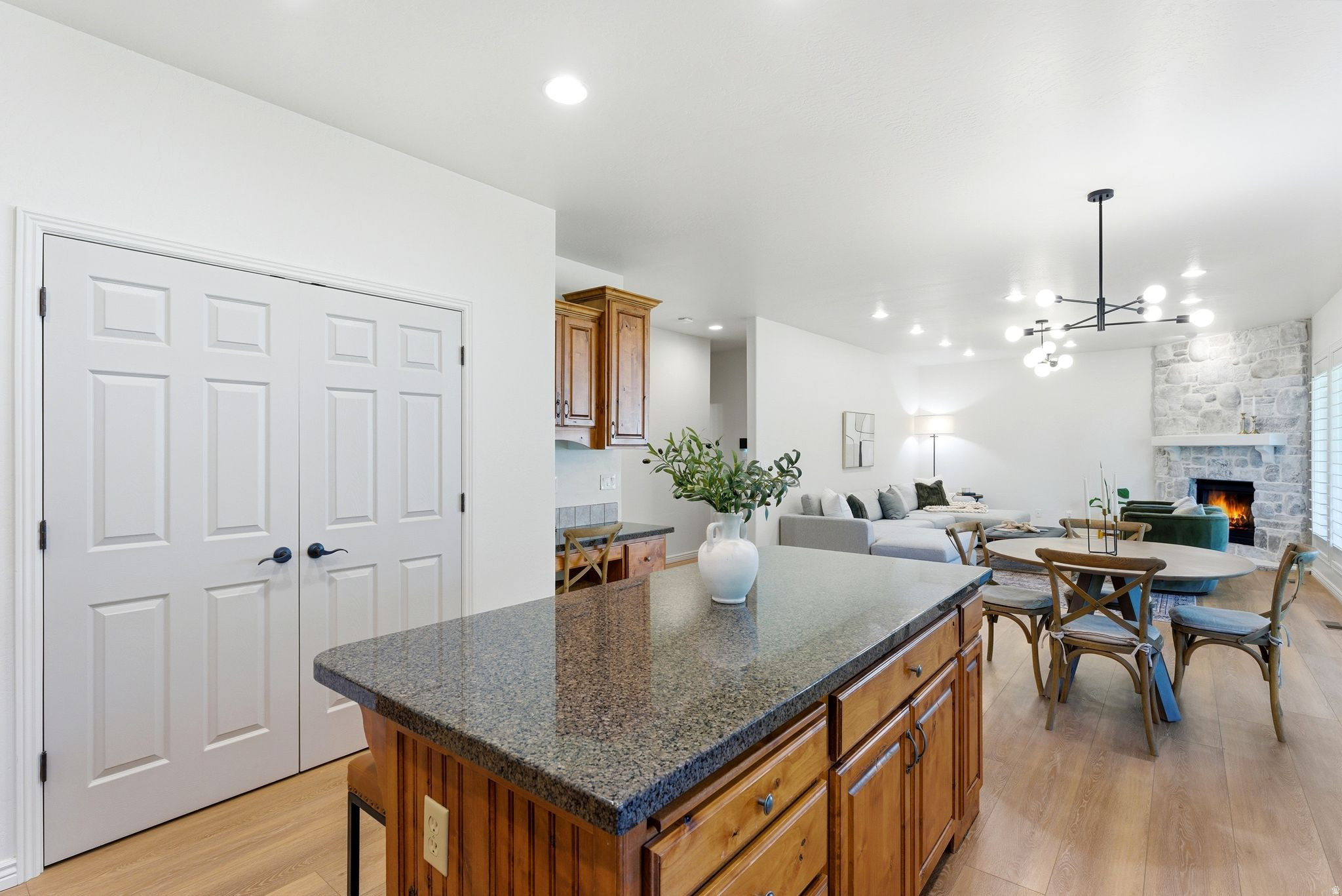 SOMERSET RIDGE - Residential