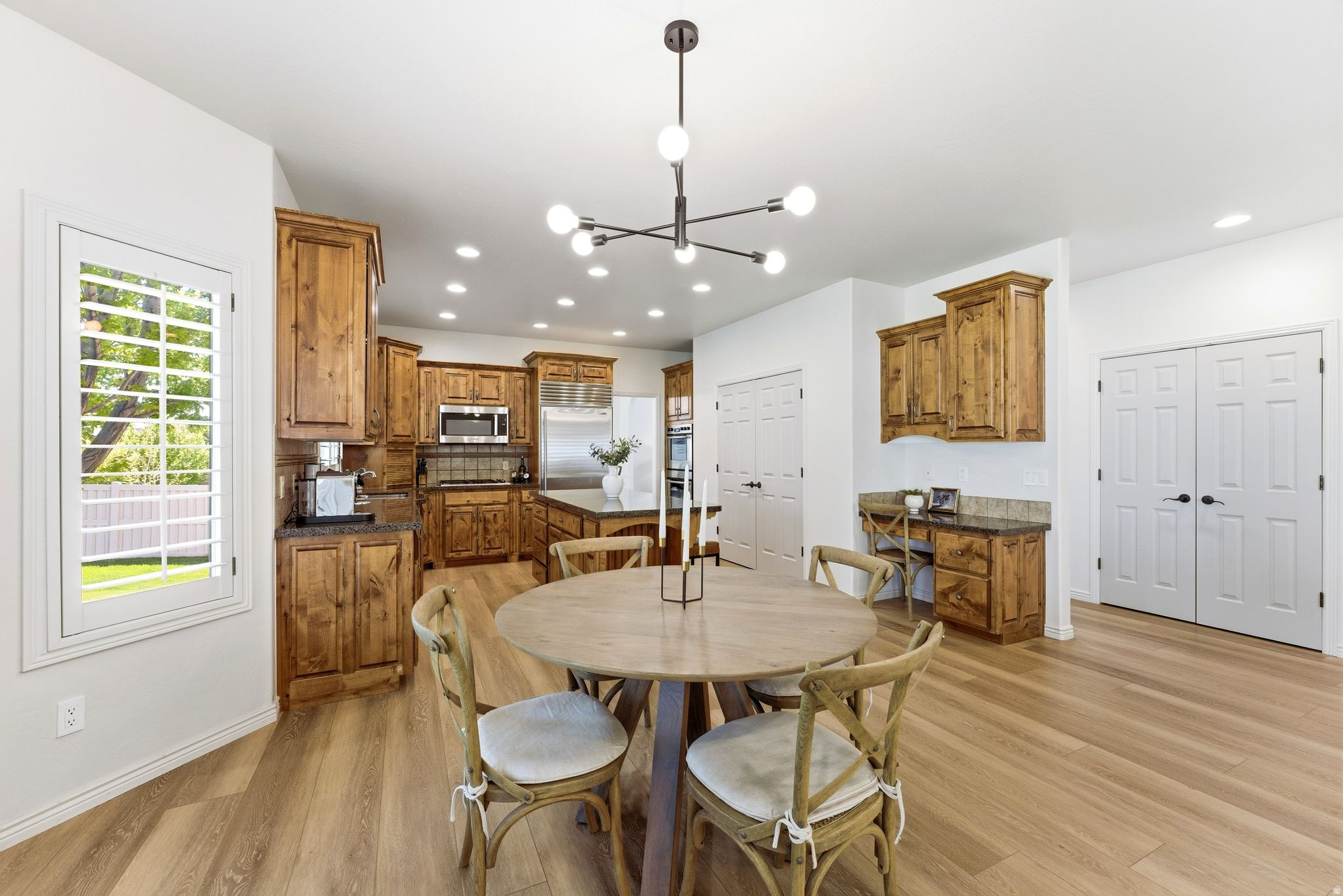 SOMERSET RIDGE - Residential