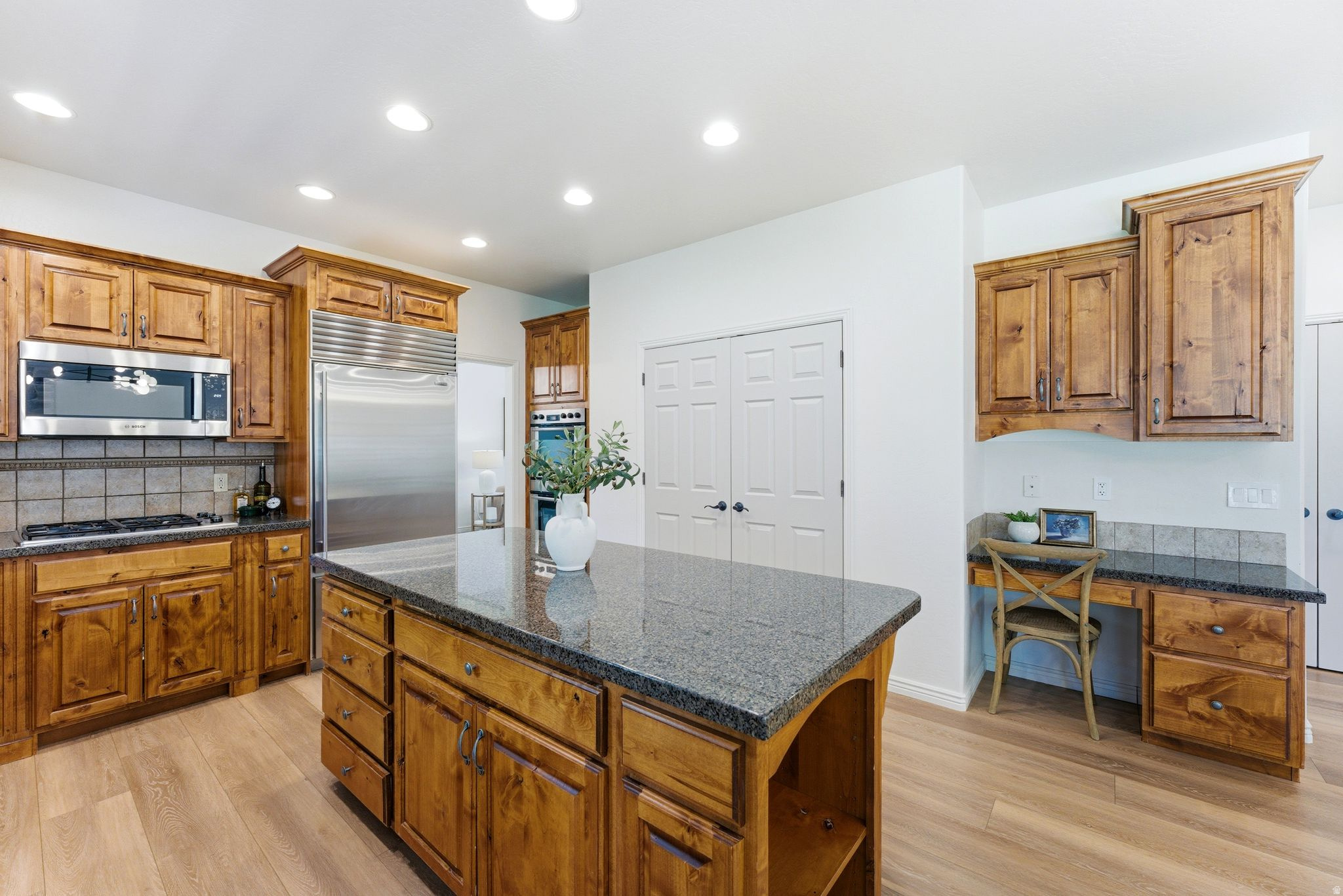 SOMERSET RIDGE - Residential
