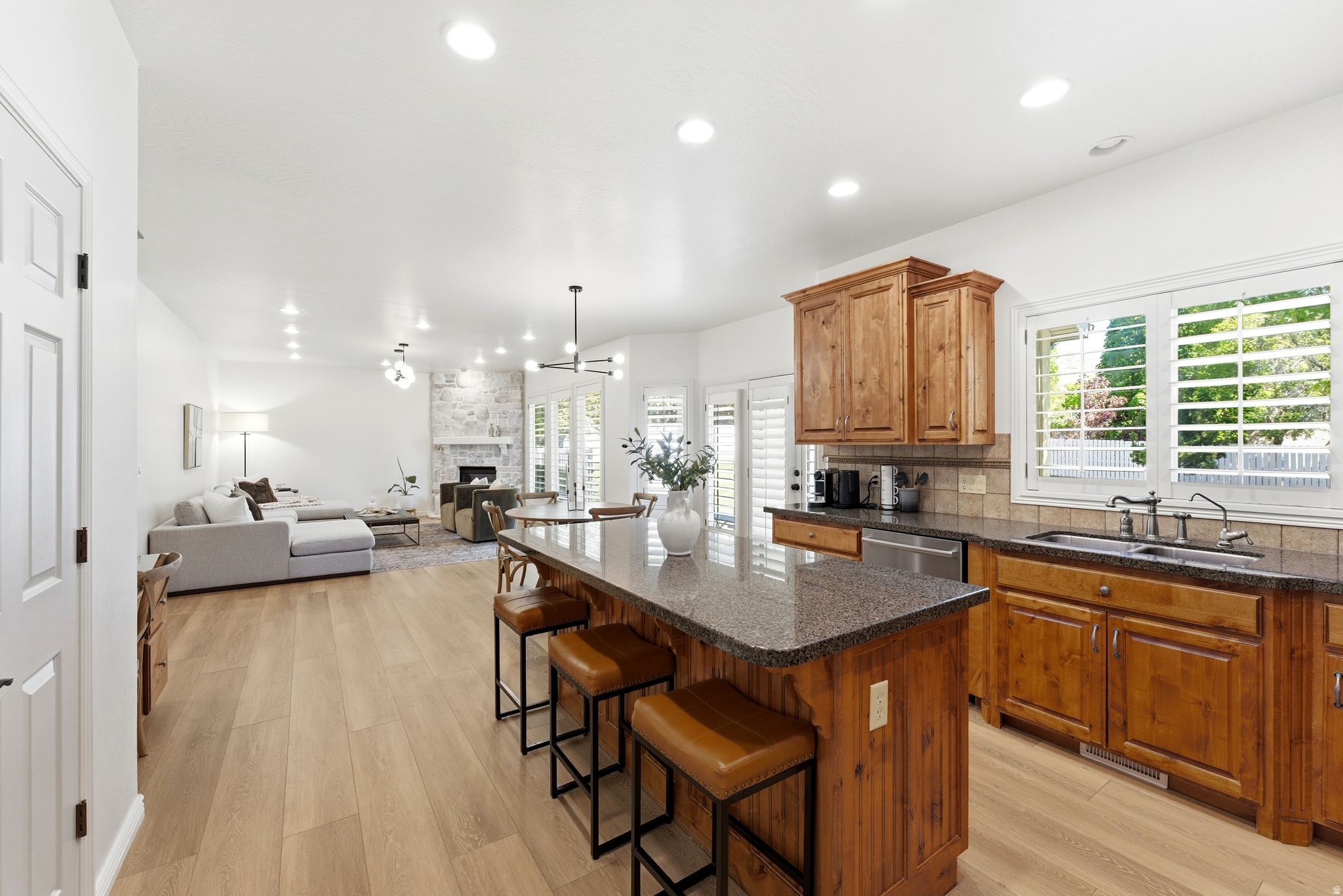 SOMERSET RIDGE - Residential