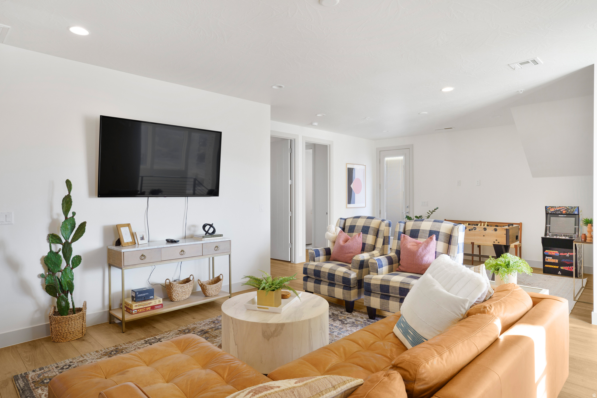 EIGHTH AT CORAL CANYON AMD - Residential