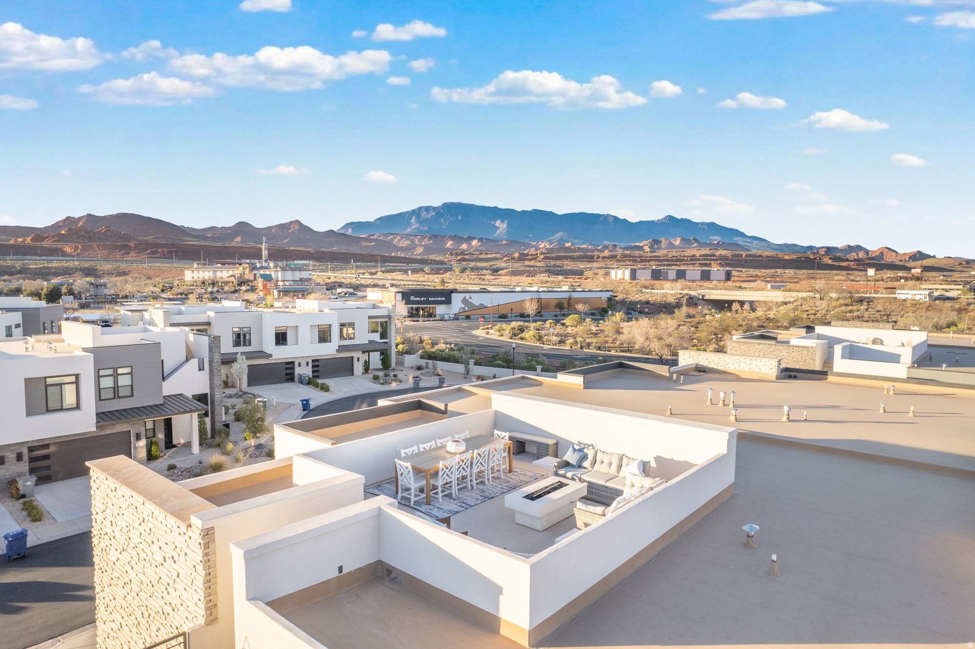 EIGHTH AT CORAL CANYON AMD - Residential