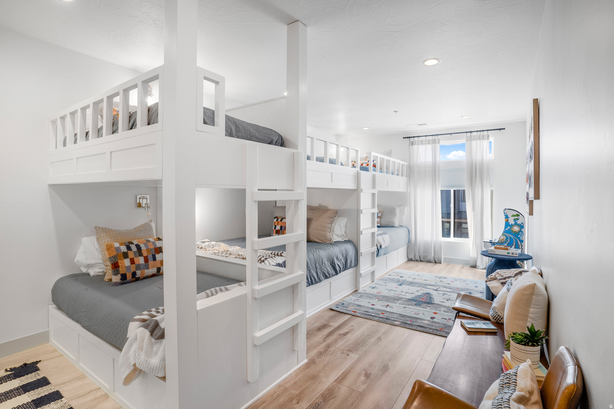 EIGHTH AT CORAL CANYON AMD - Residential