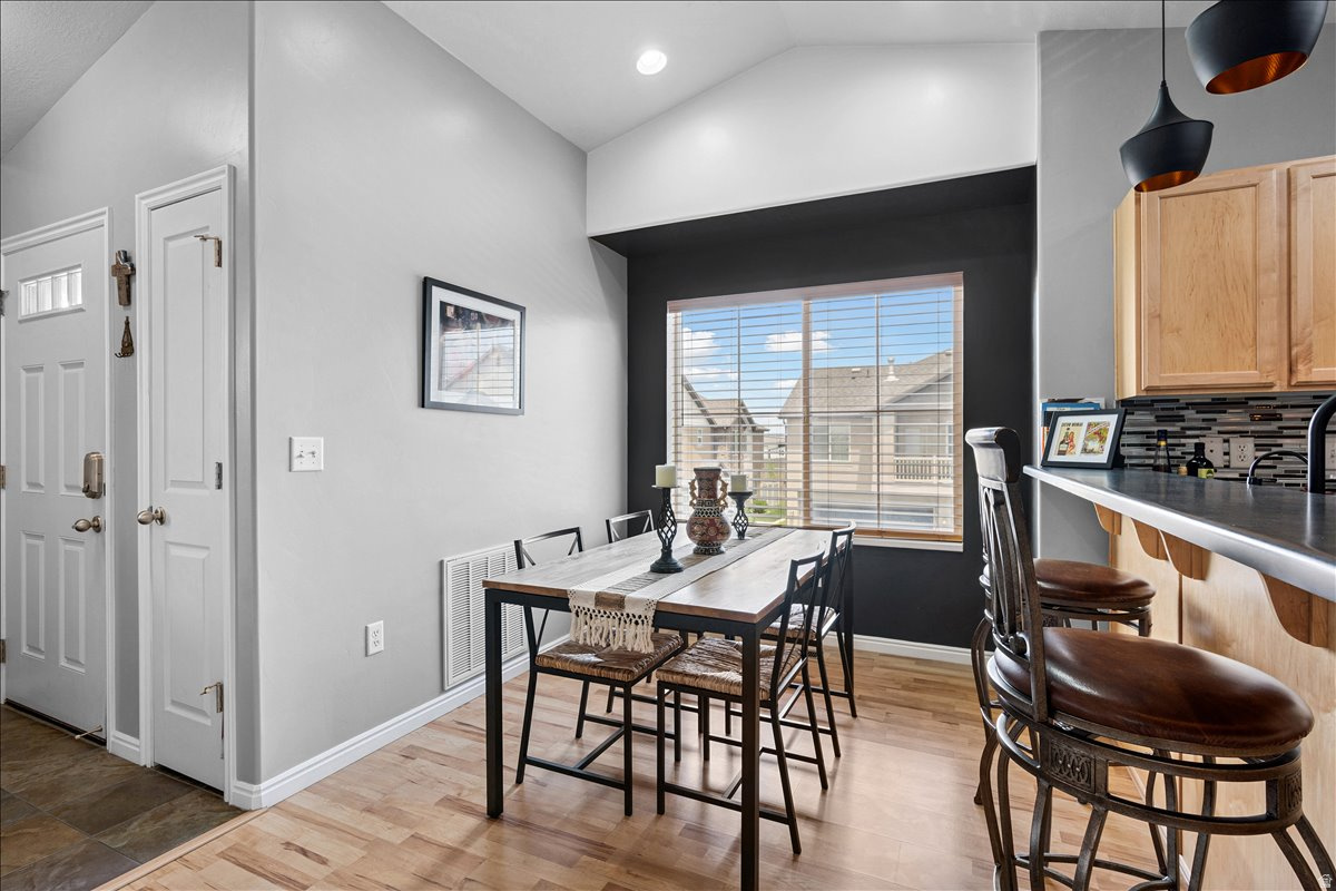 CASTLETON NORTH AT FOXBORO NORTH - Residential