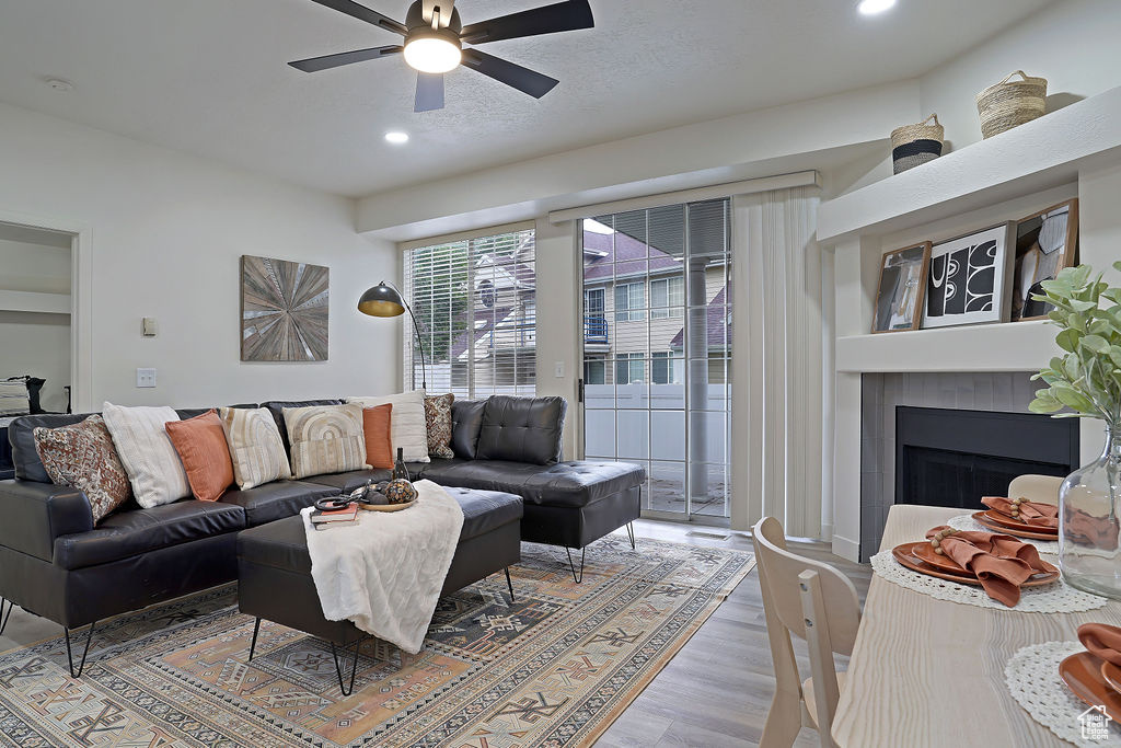 CROSSPOINTE CONDOS - Residential