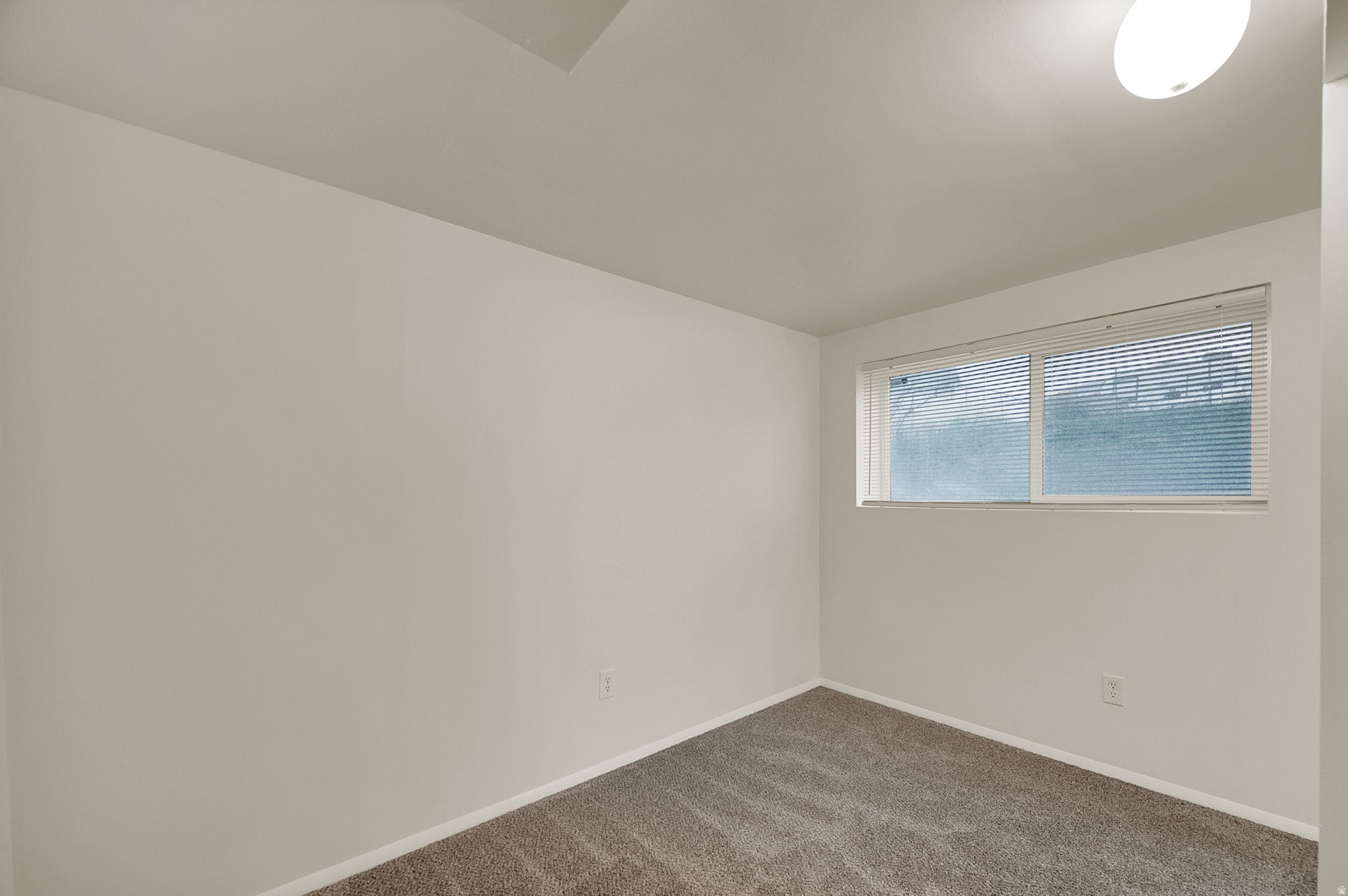 OQUIRRH HILLS - Residential