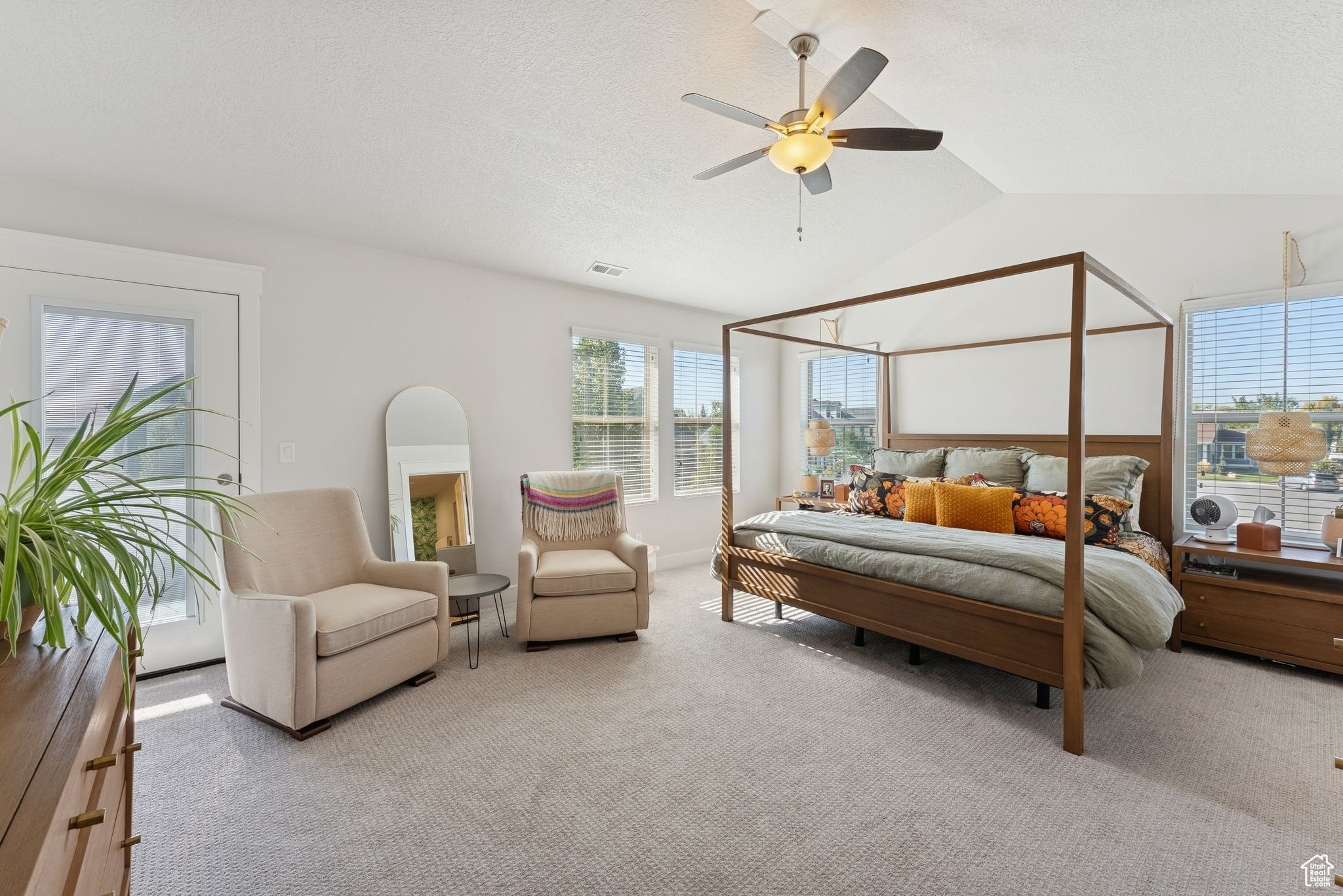 HILL FARMS - Residential