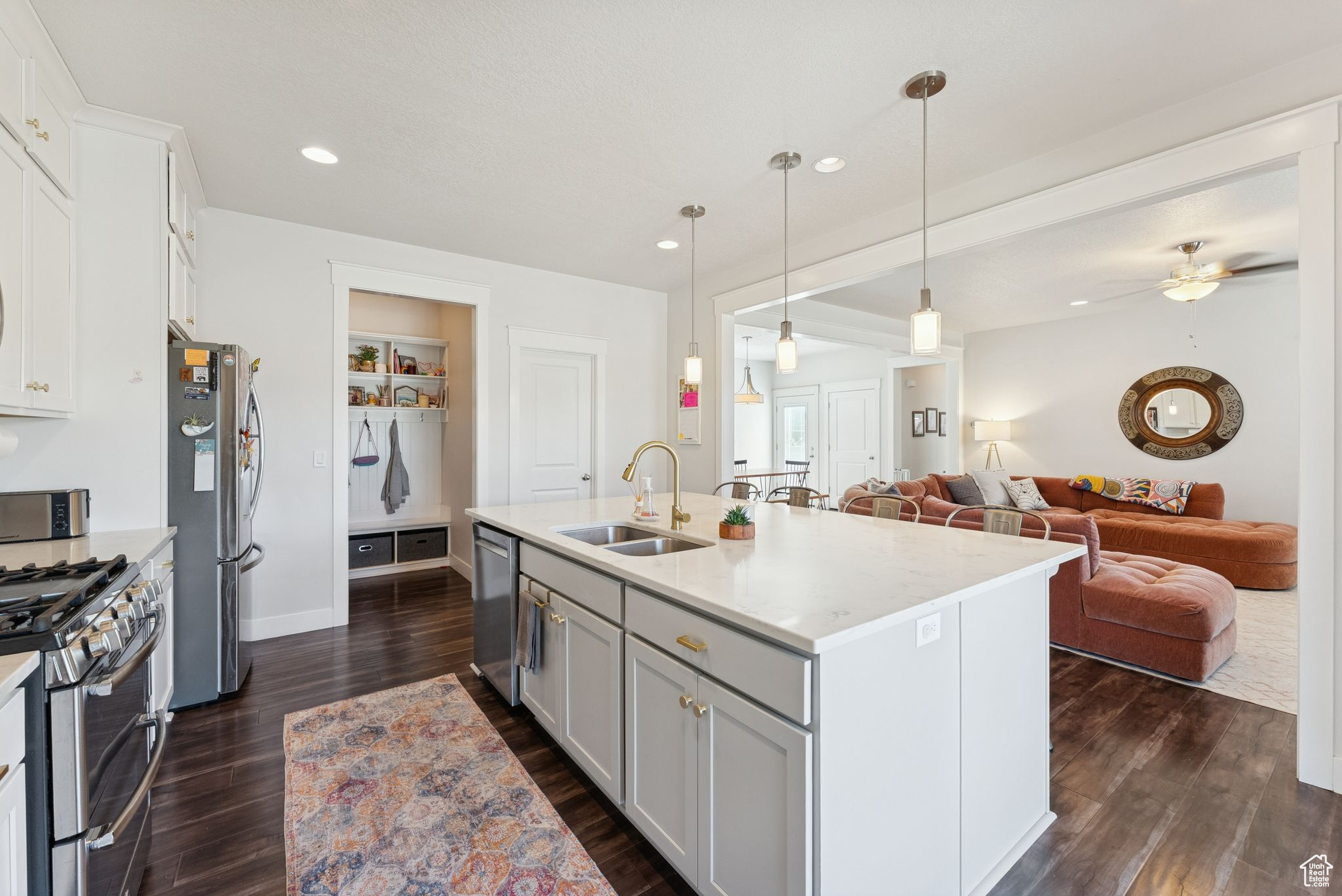 HILL FARMS - Residential