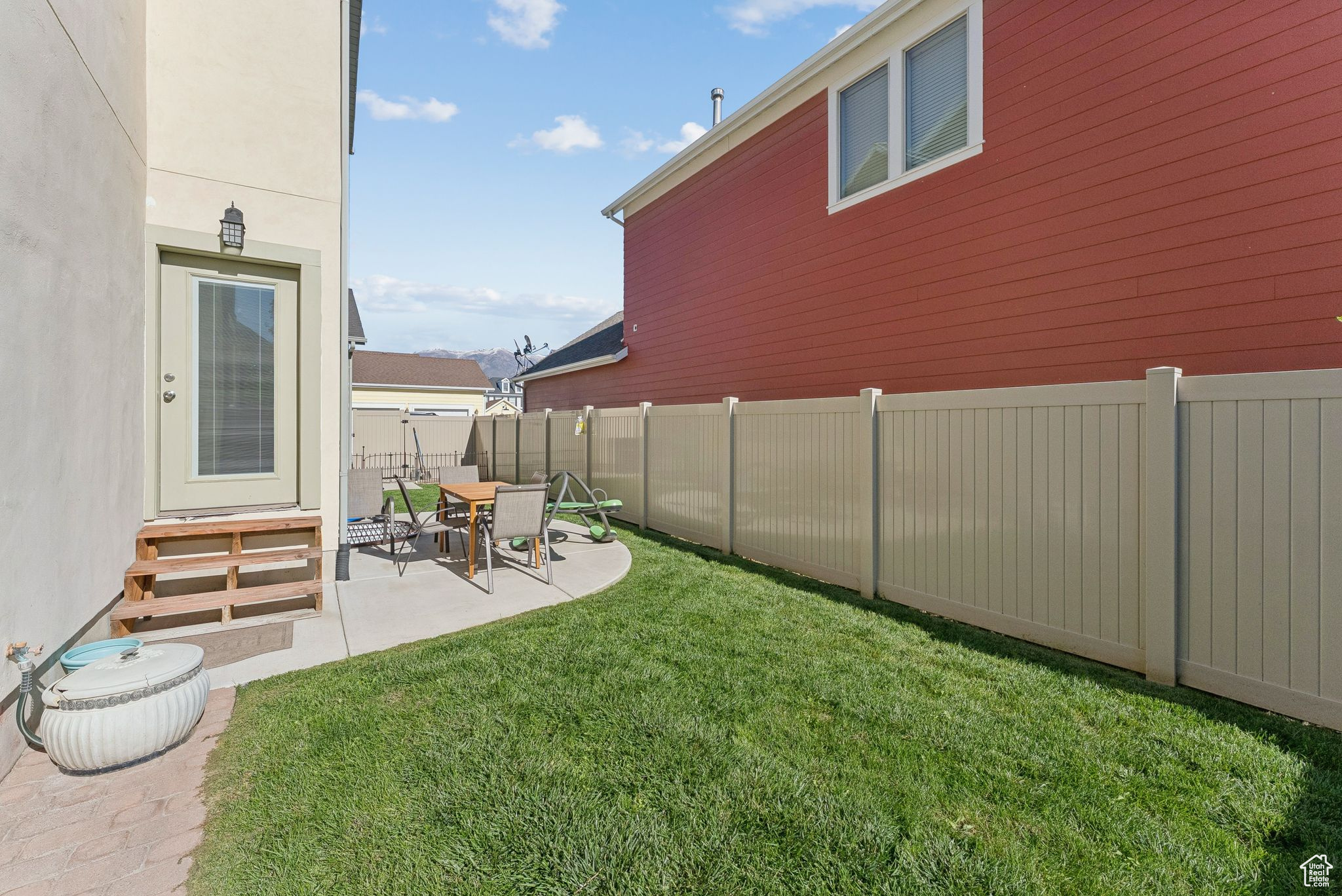 HILL FARMS - Residential