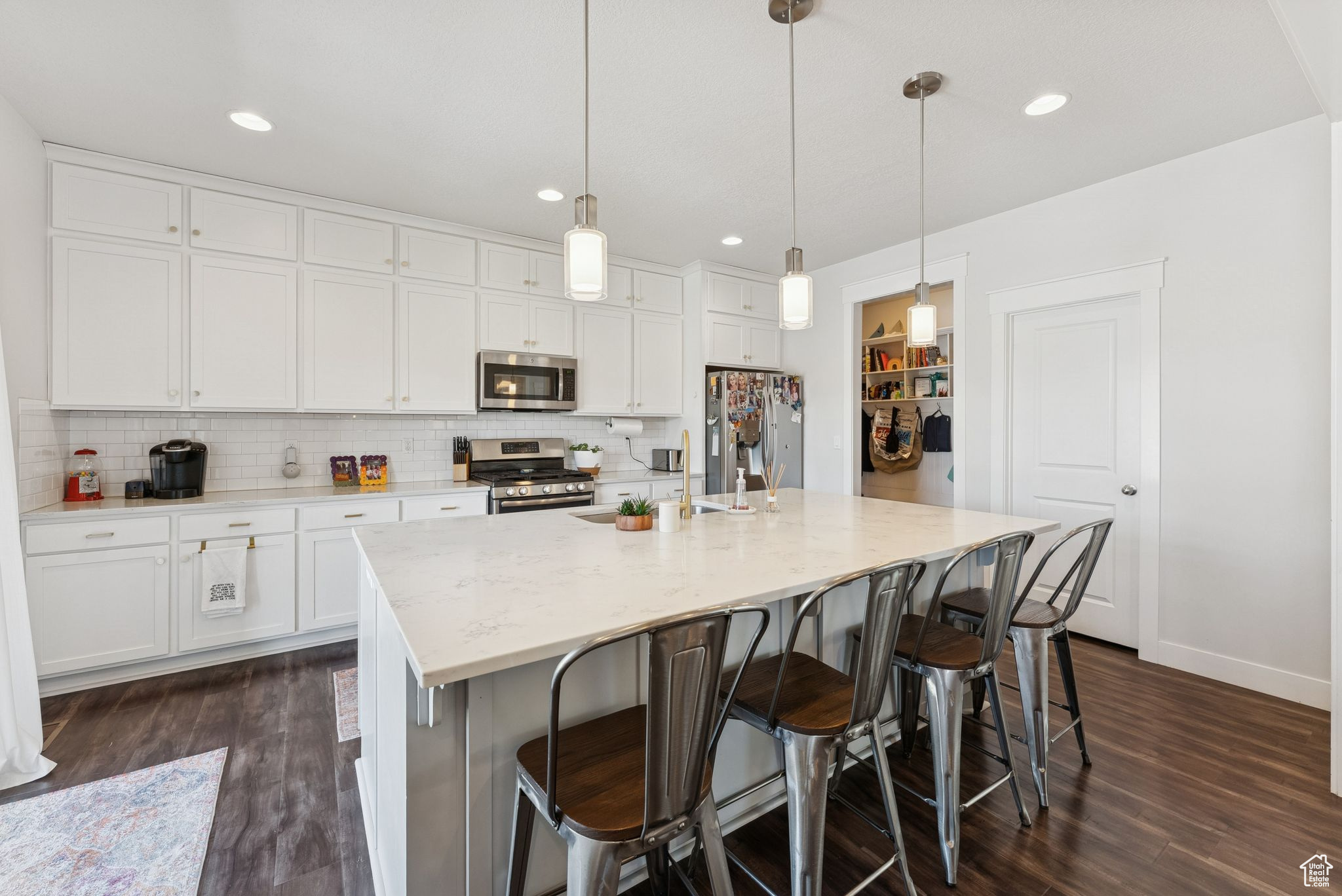 HILL FARMS - Residential