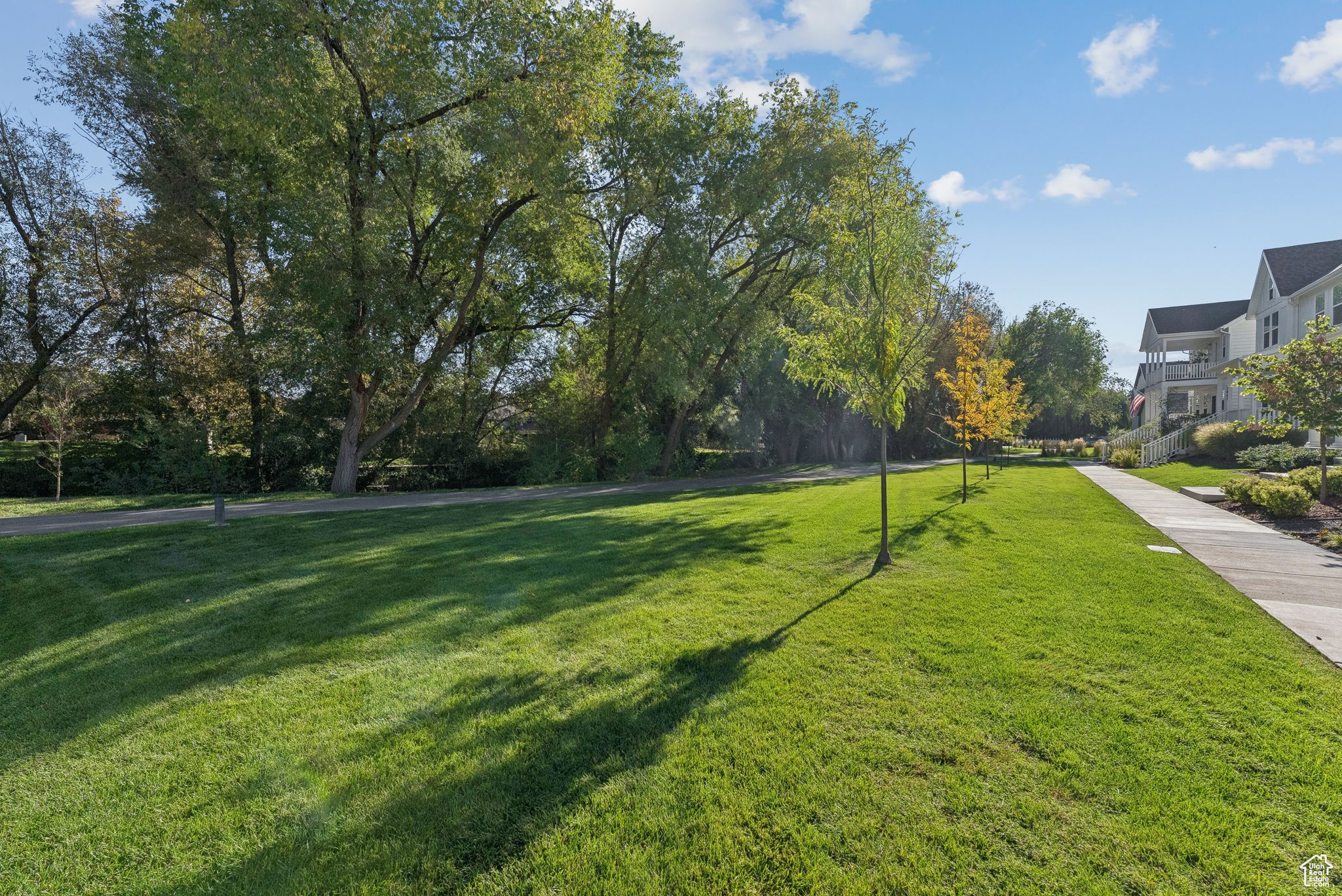 HILL FARMS - Residential