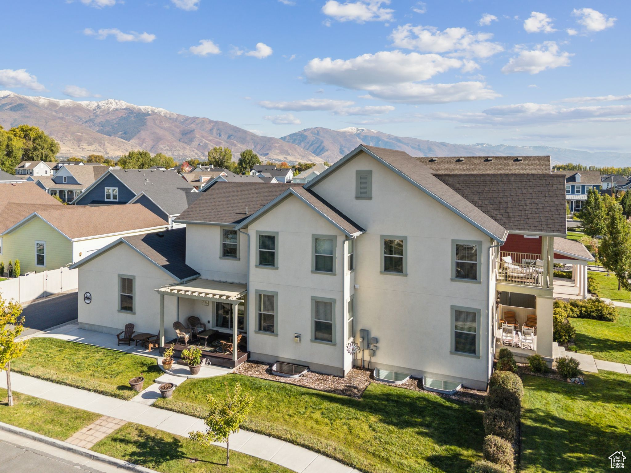 HILL FARMS - Residential