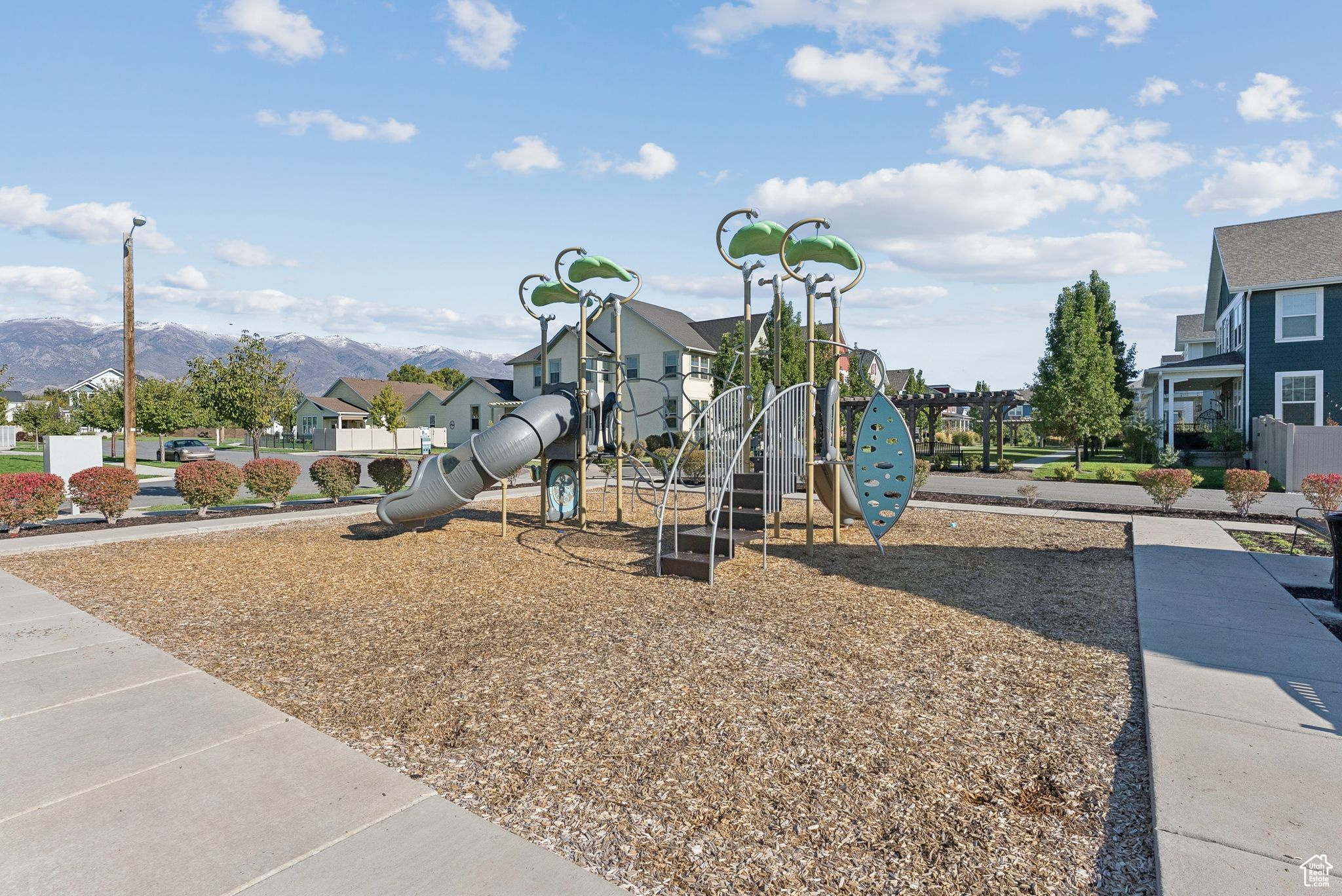 HILL FARMS - Residential