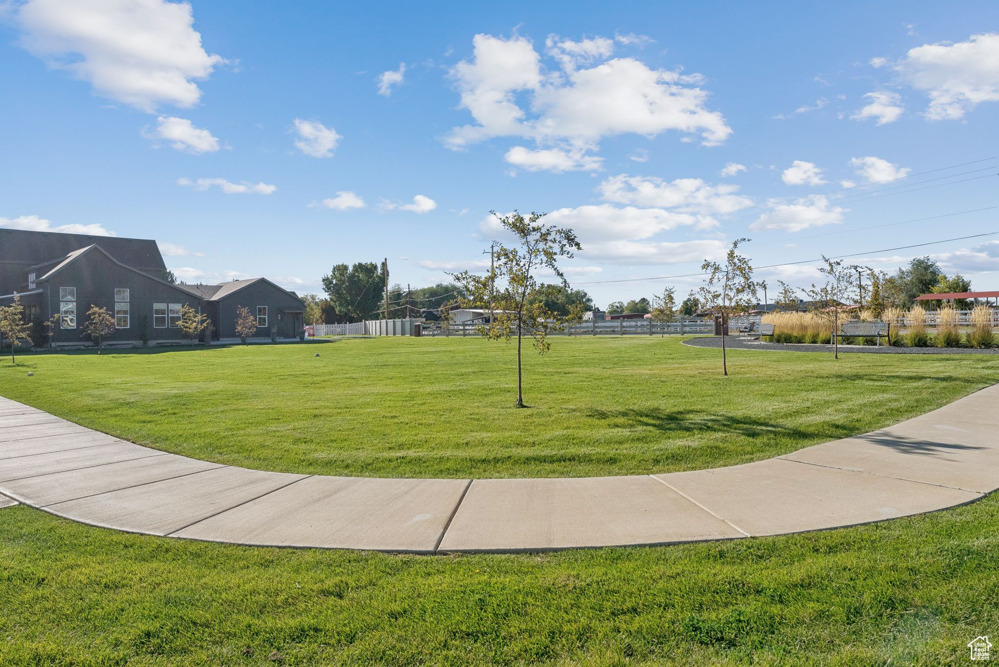 HILL FARMS - Residential