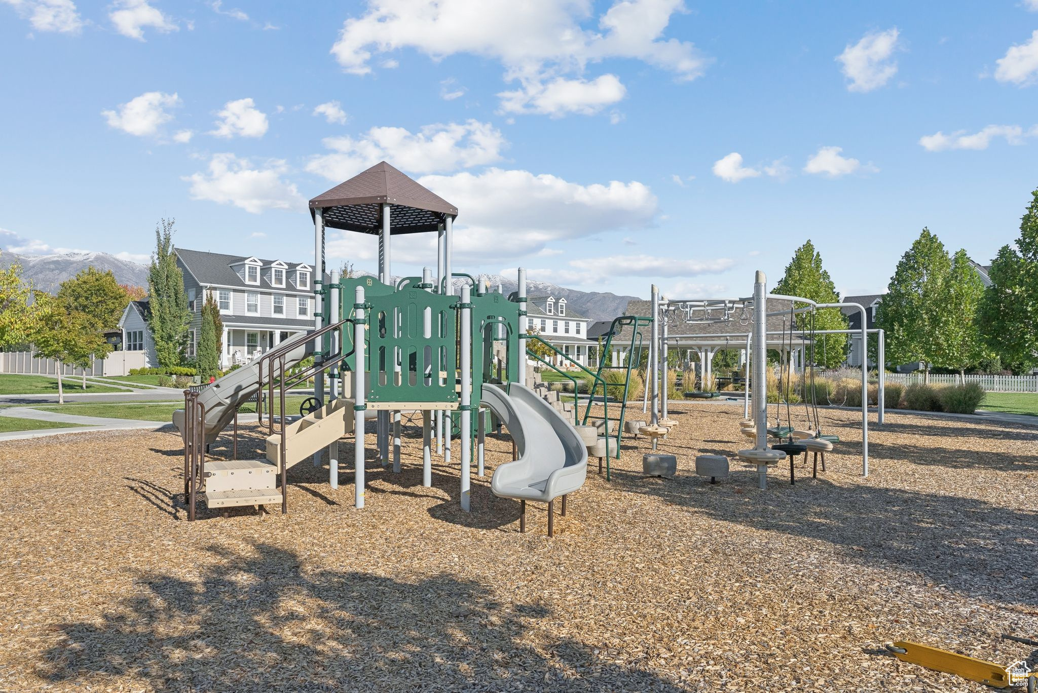 HILL FARMS - Residential
