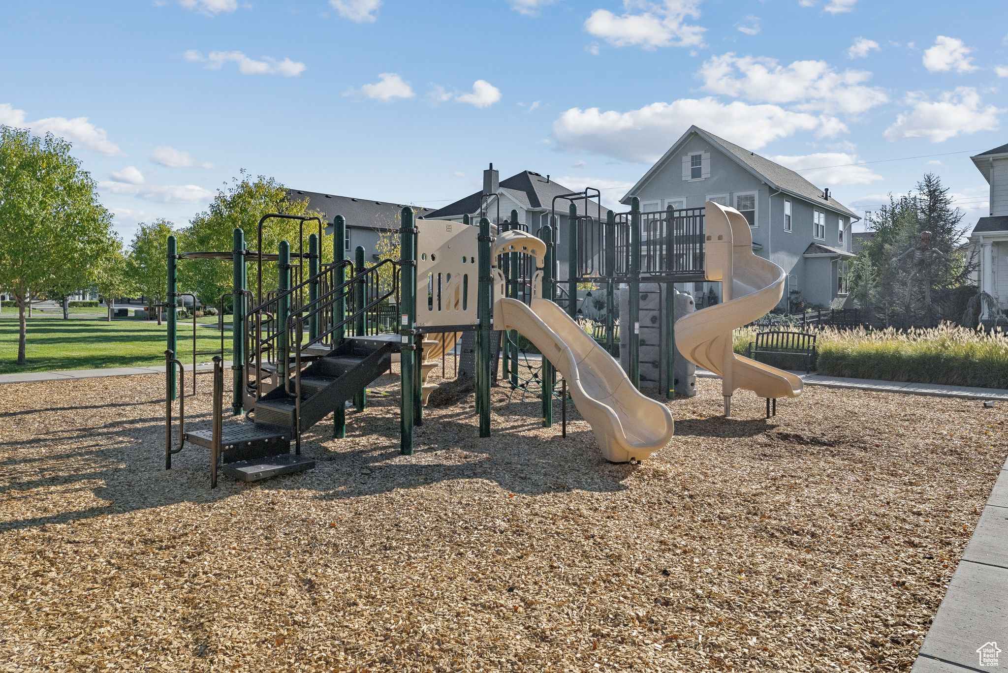 HILL FARMS - Residential