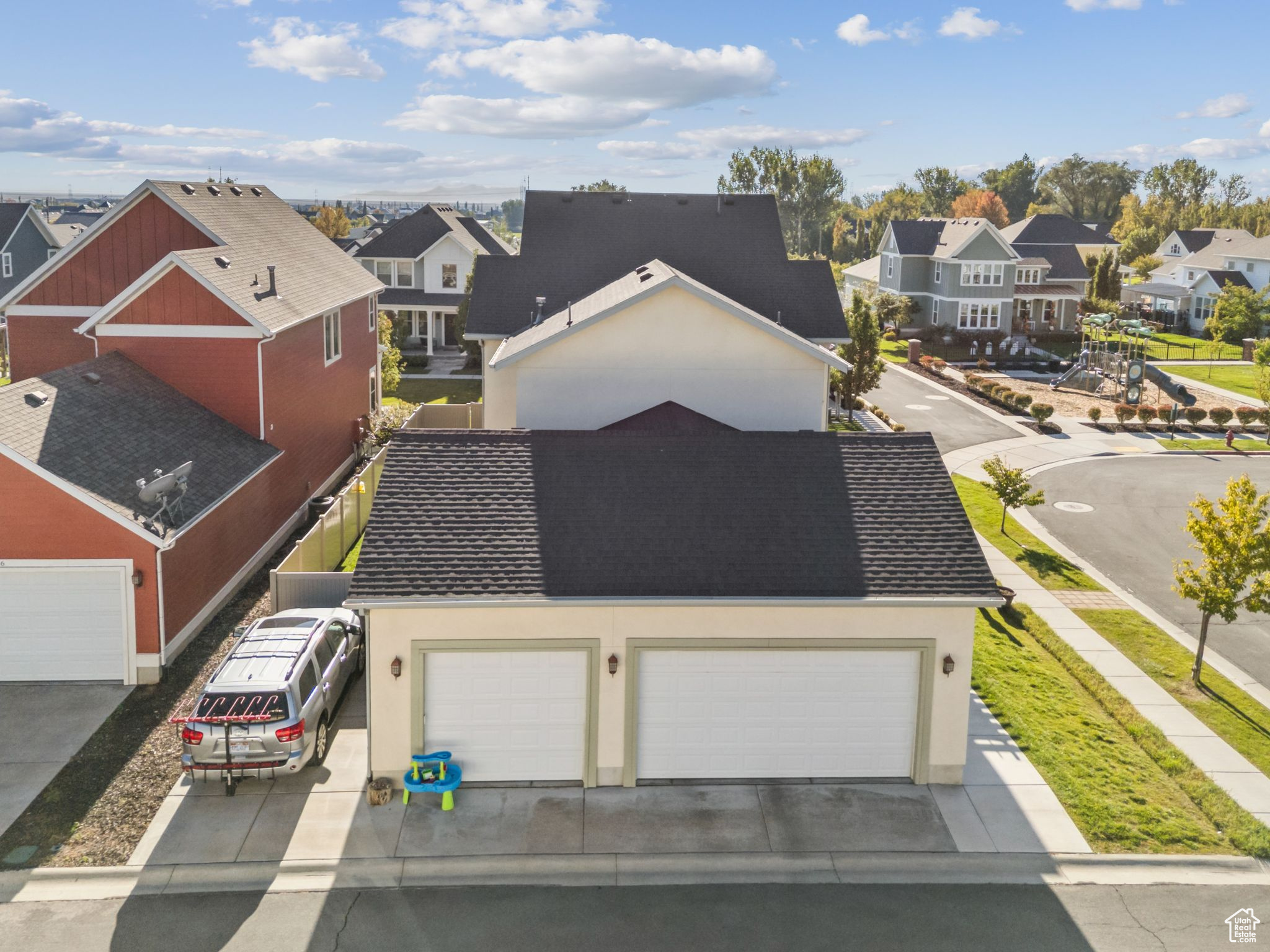 HILL FARMS - Residential