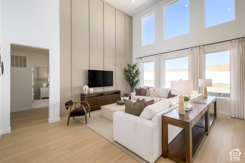 Photo of 1536 W PRAIRIE BLUE DR #4089, Saratoga Springs, UT 84045 (MLS # 2190673)