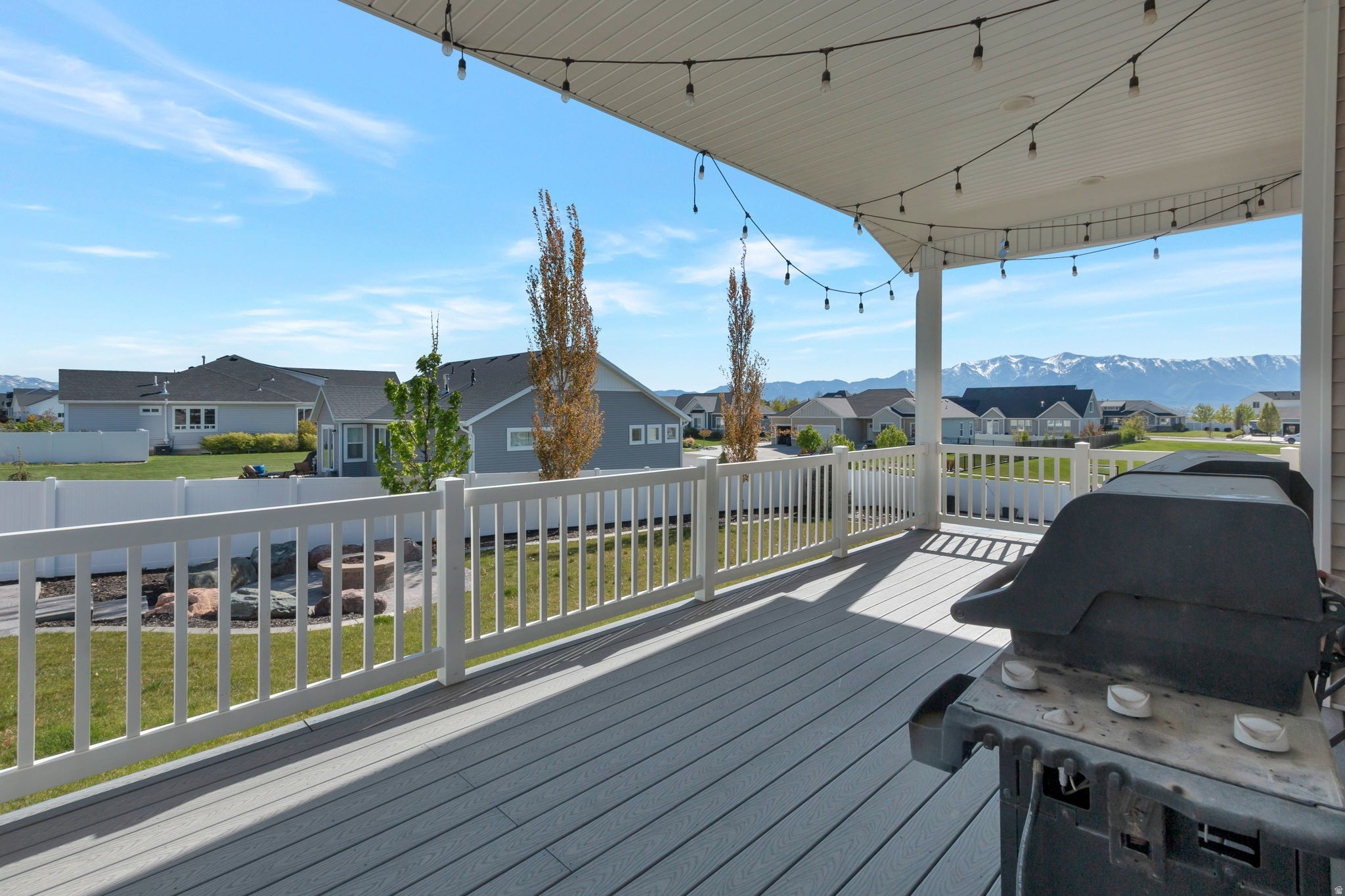 MOND-AIRE HEIGHTS SU - Residential
