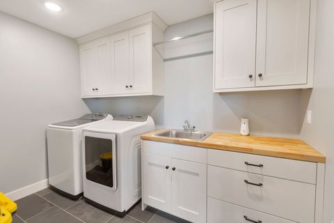 Tiny photo for 484 E 200 N, Millville, UT 84326 (MLS # 2155114)