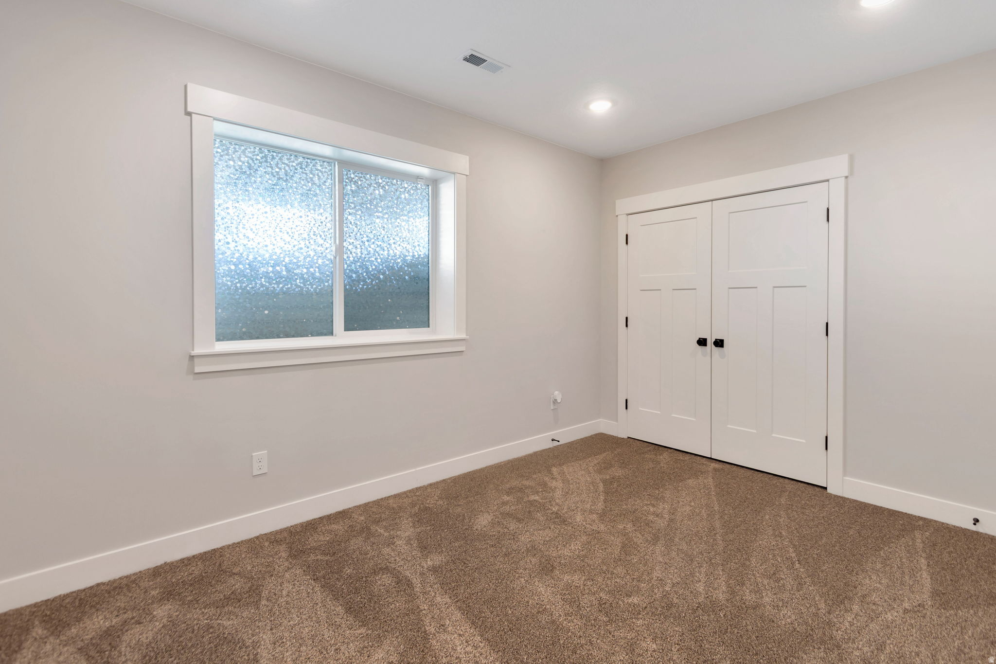 MOND-AIRE HEIGHTS SU - Residential