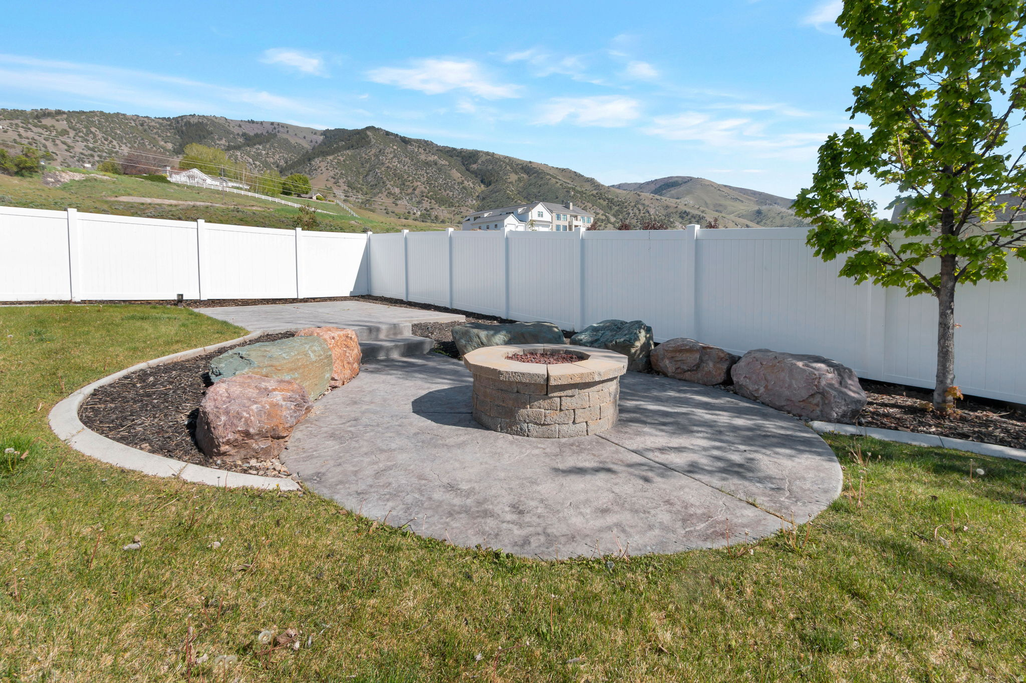 MOND-AIRE HEIGHTS SU - Residential