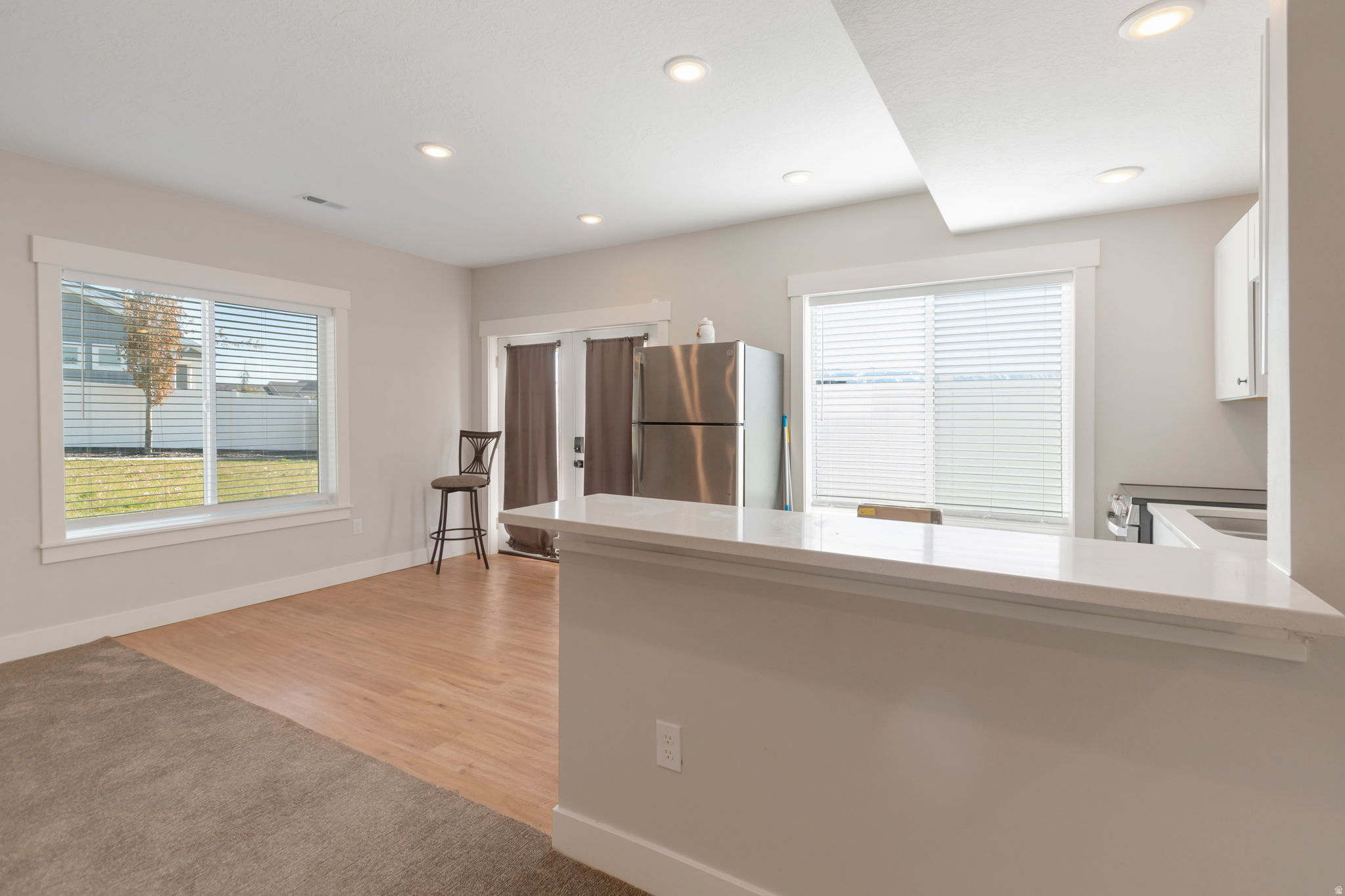 MOND-AIRE HEIGHTS SU - Residential