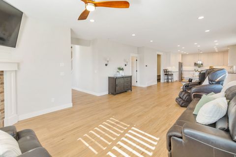 Tiny photo for 484 E 200 N, Millville, UT 84326 (MLS # 2155114)