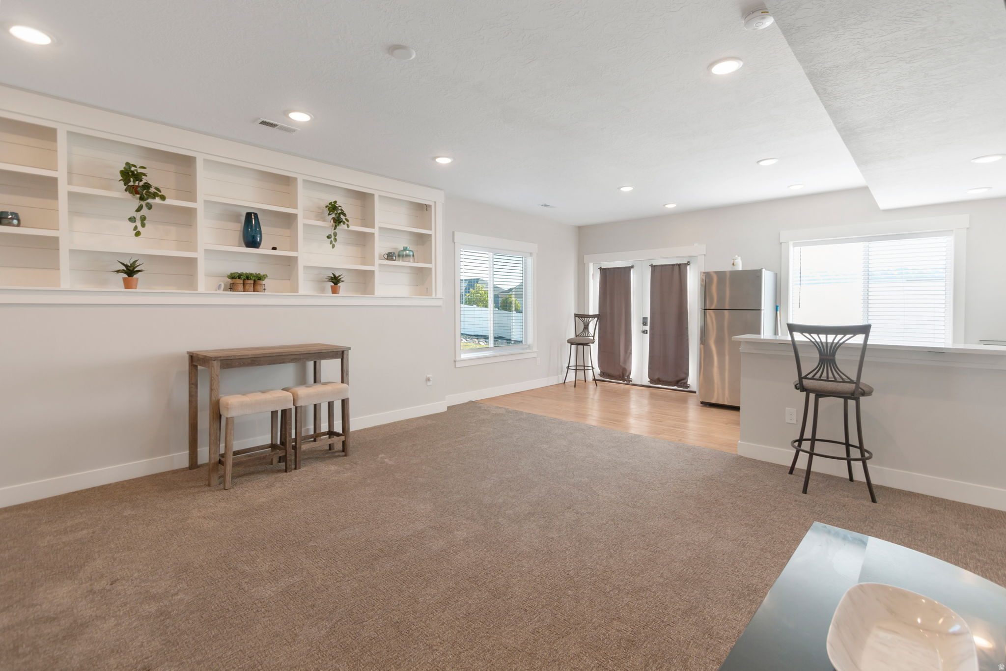 MOND-AIRE HEIGHTS SU - Residential