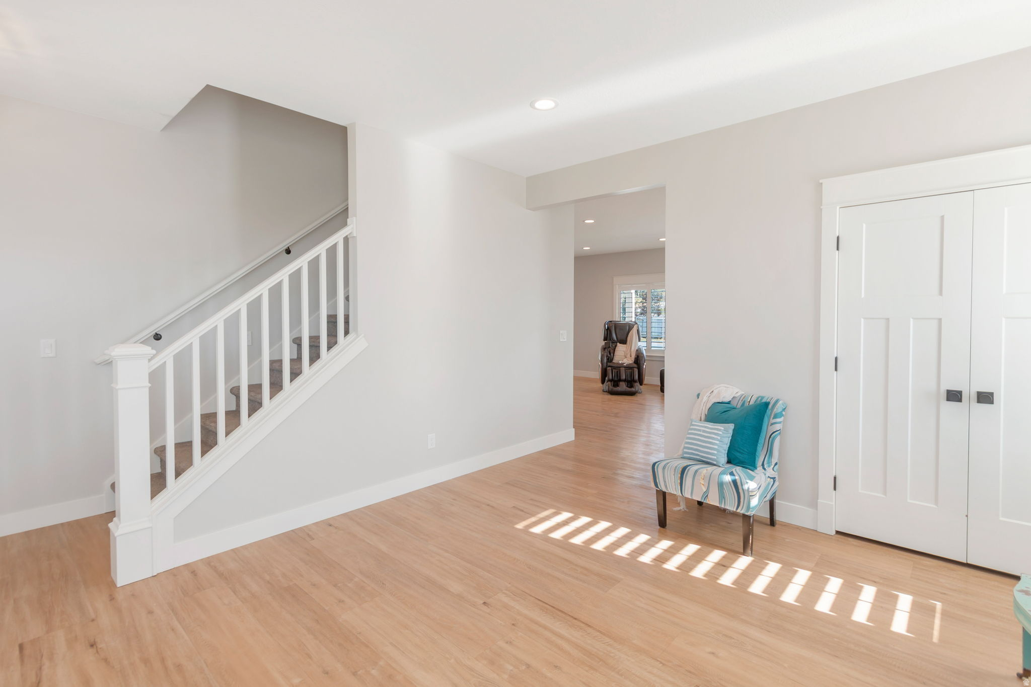 MOND-AIRE HEIGHTS SU - Residential