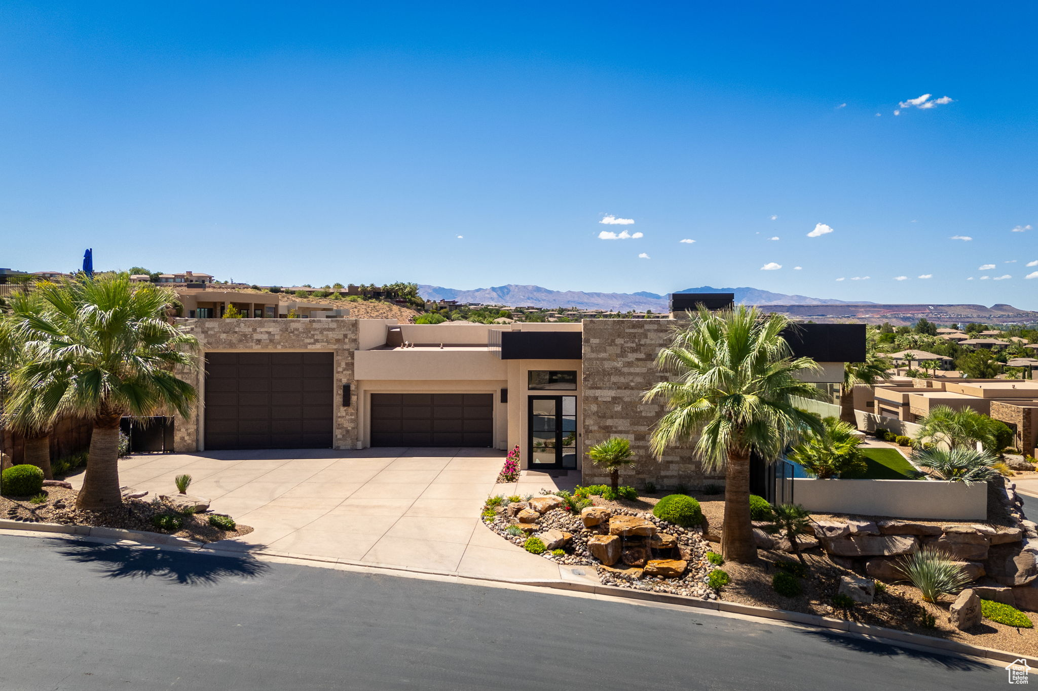 2567 E Slate Ln, Saint George, Utah image 2