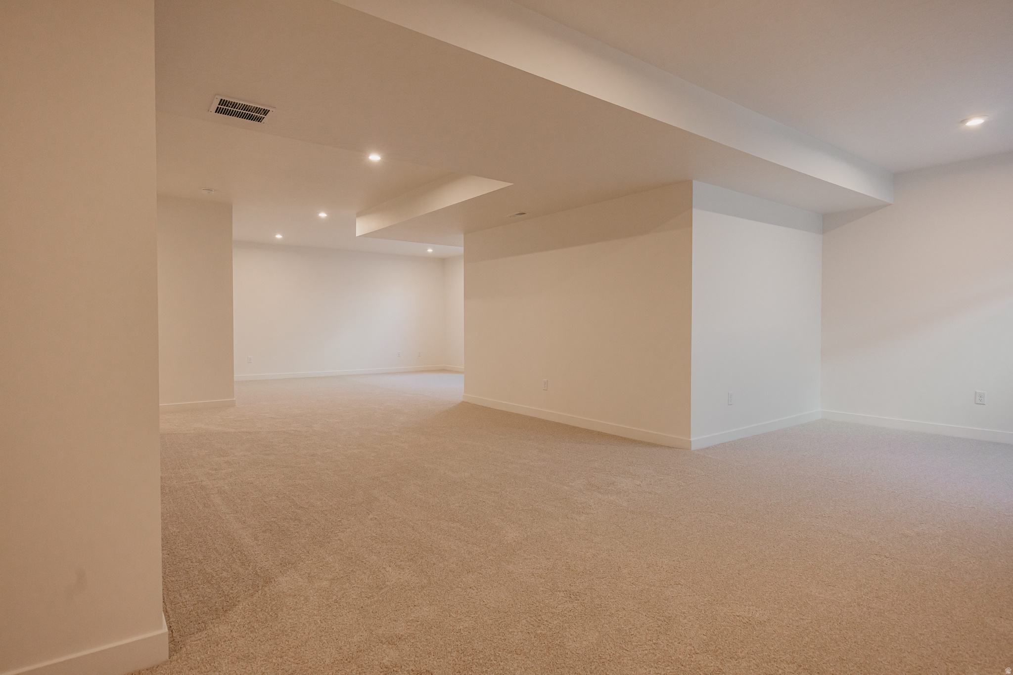 RIVERSIDE ESTATES - Residential