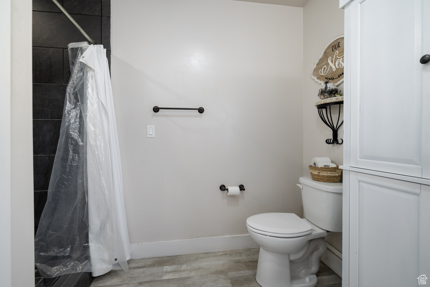 COBBLE HOLLOW SUBD - Residential