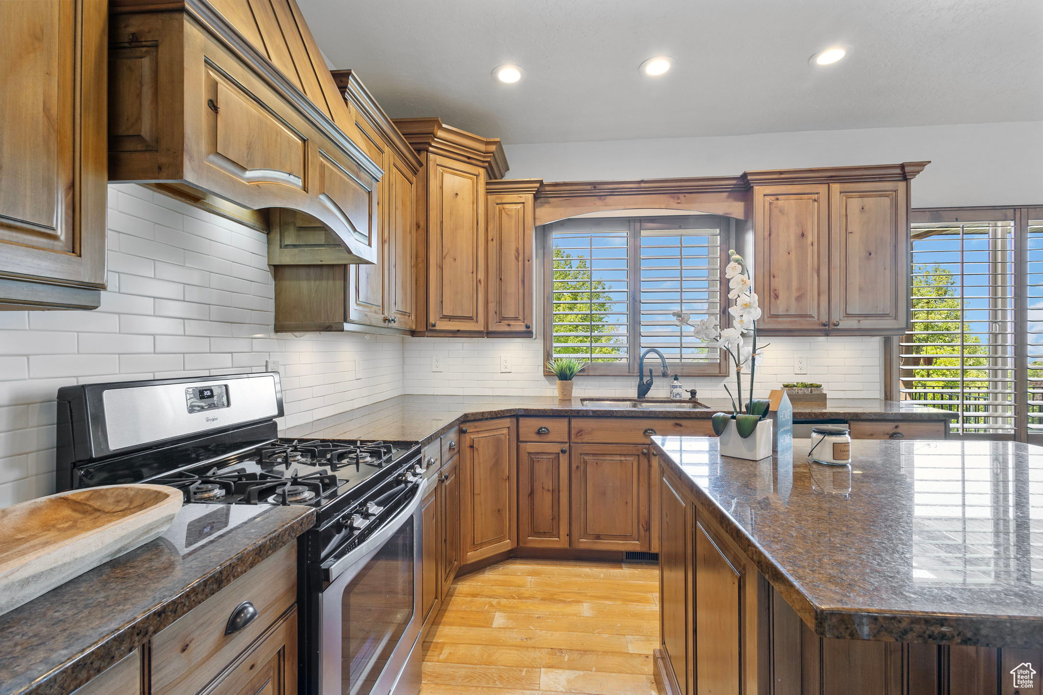 5776 W Muirwood Dr, Herriman, Utah image 3