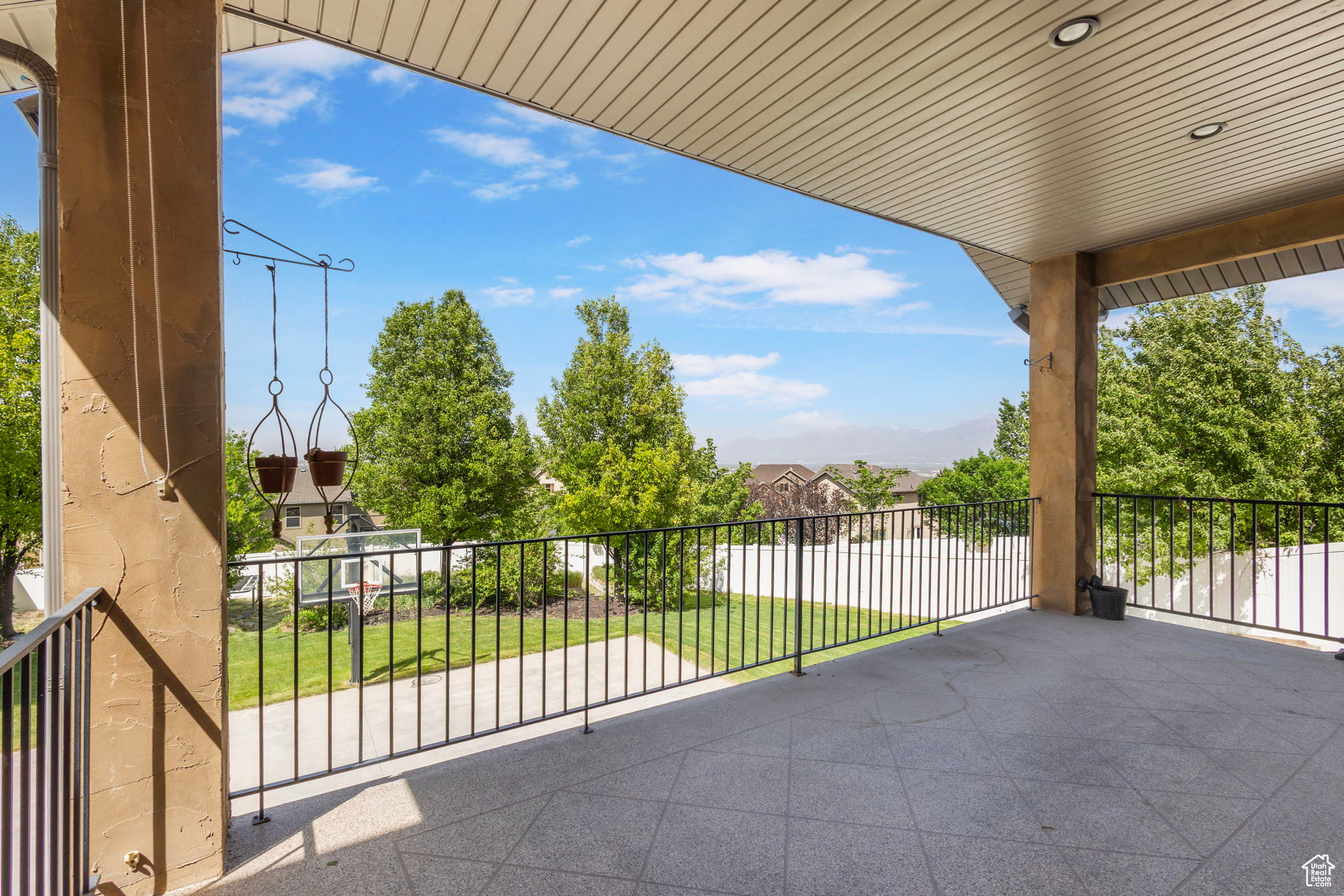 5776 W Muirwood Dr, Herriman, Utah image 8