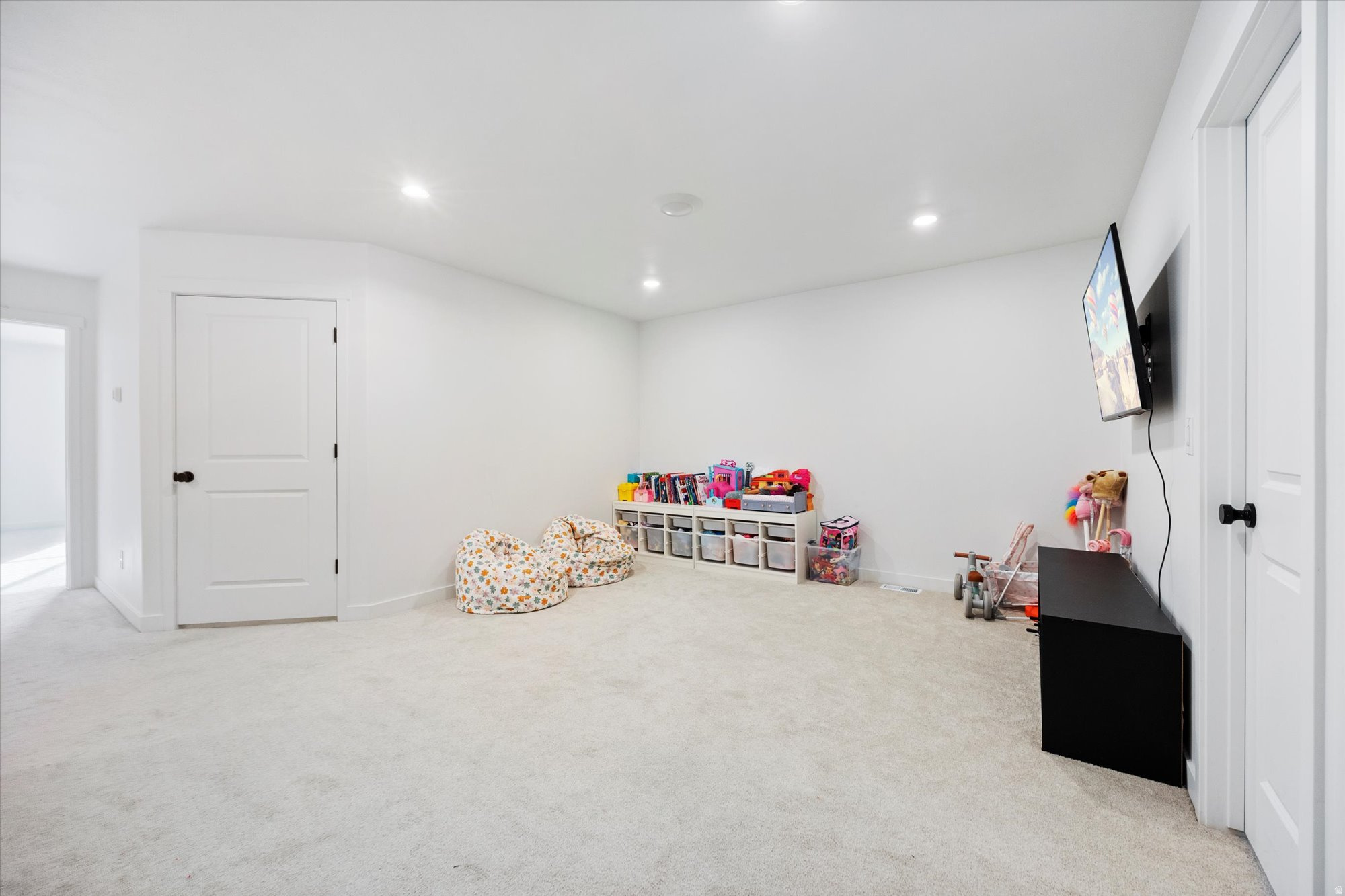 RIVER RUN TOWNHOMES - Residential