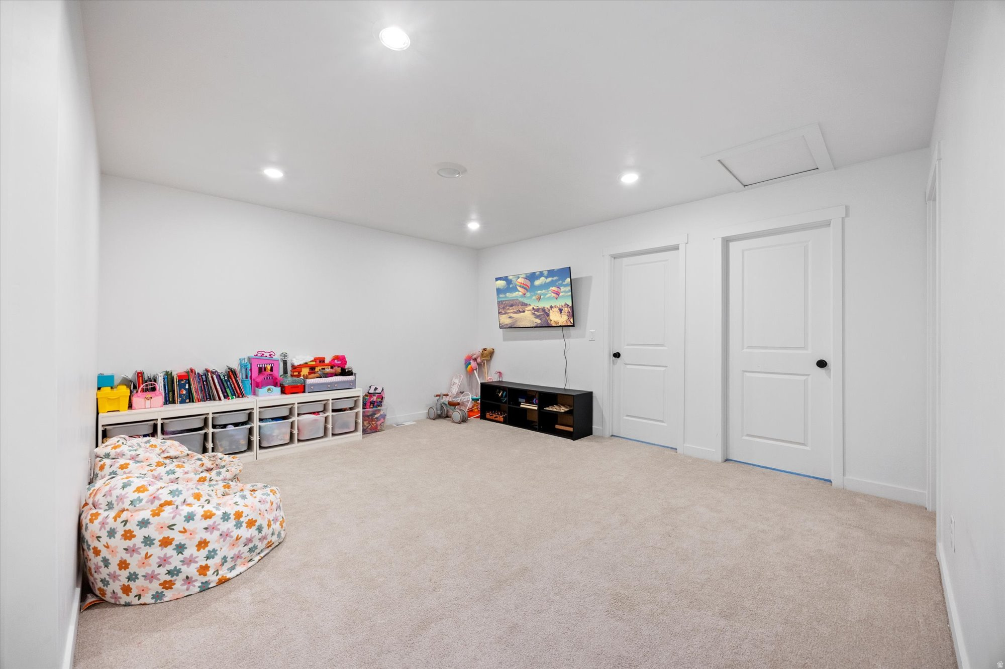 RIVER RUN TOWNHOMES - Residential