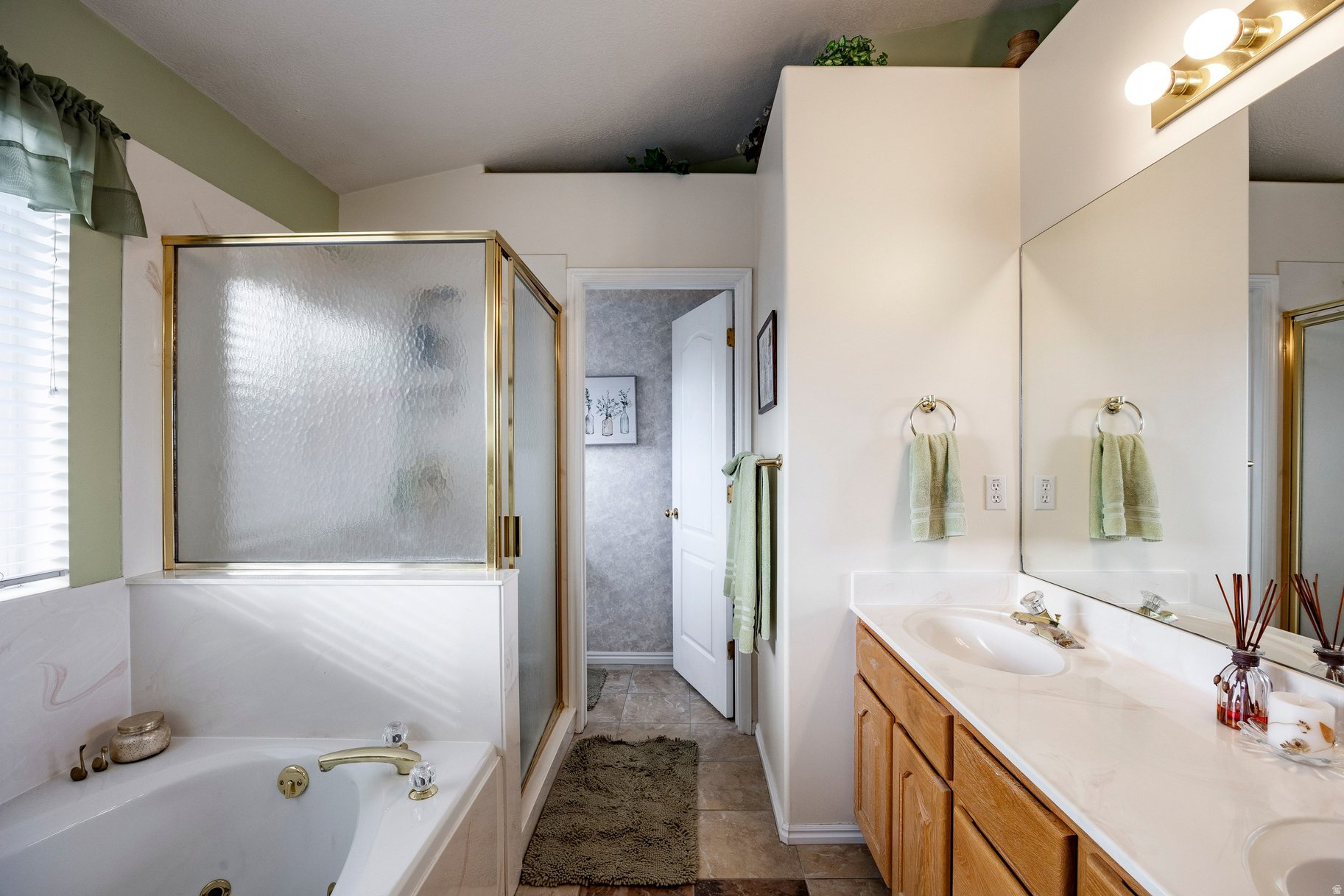 PANORAMA POINT - Residential