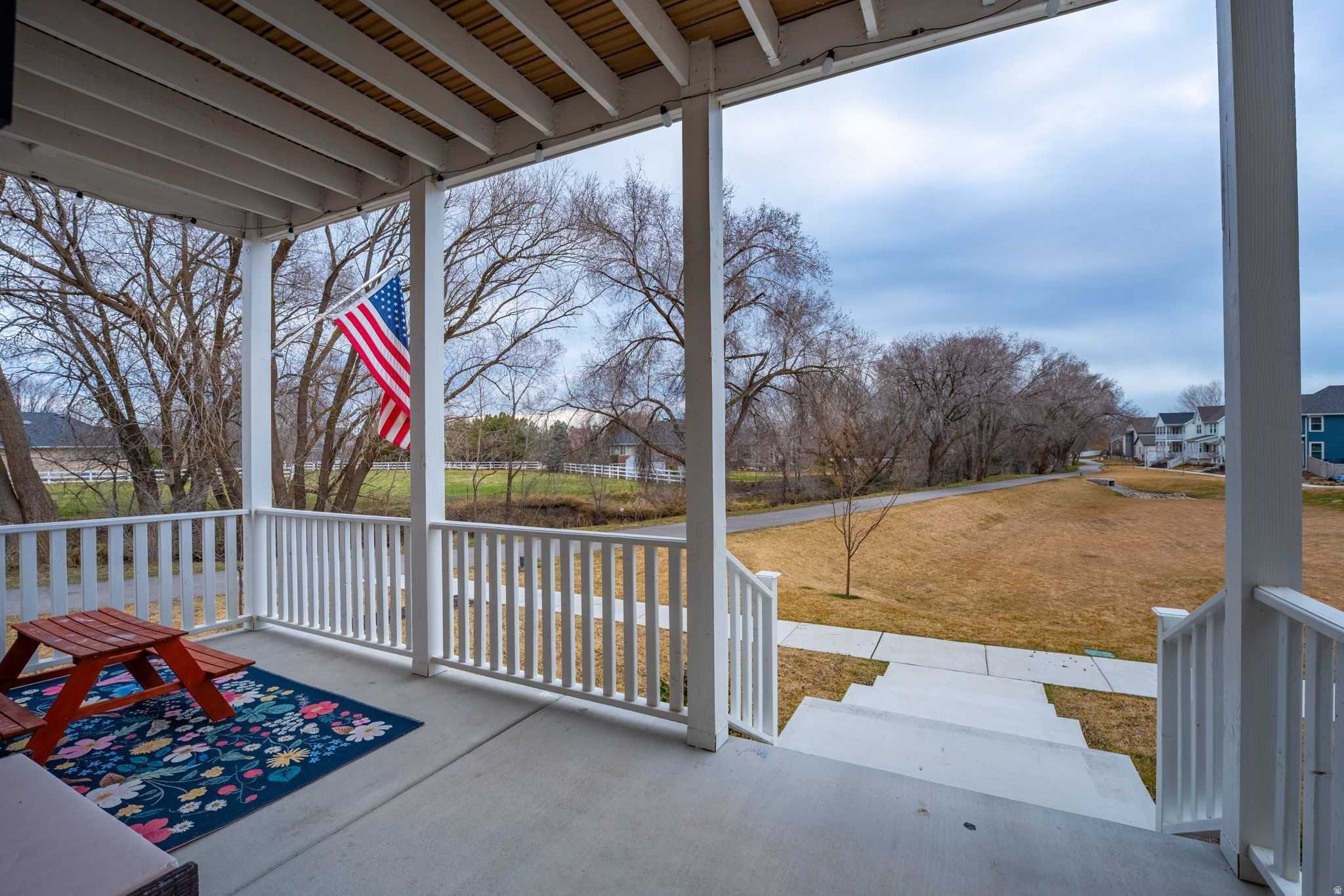 HILL FARMS - Residential