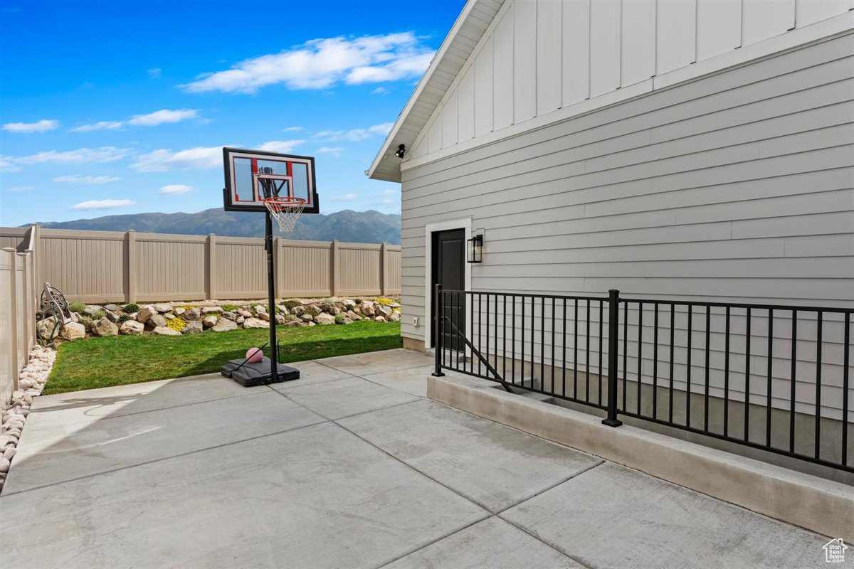 1041 S Hill Farms Dr, Layton, Utah image 45