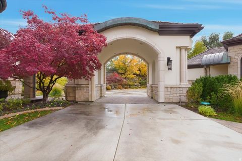 Tiny photo for 6274 S OLES LN E, Holladay, UT 84121 (MLS # 2152854)