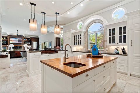 Tiny photo for 6274 S OLES LN E, Holladay, UT 84121 (MLS # 2152854)