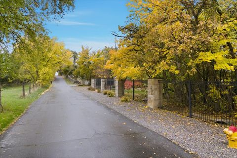 Tiny photo for 6274 S OLES LN E, Holladay, UT 84121 (MLS # 2152854)