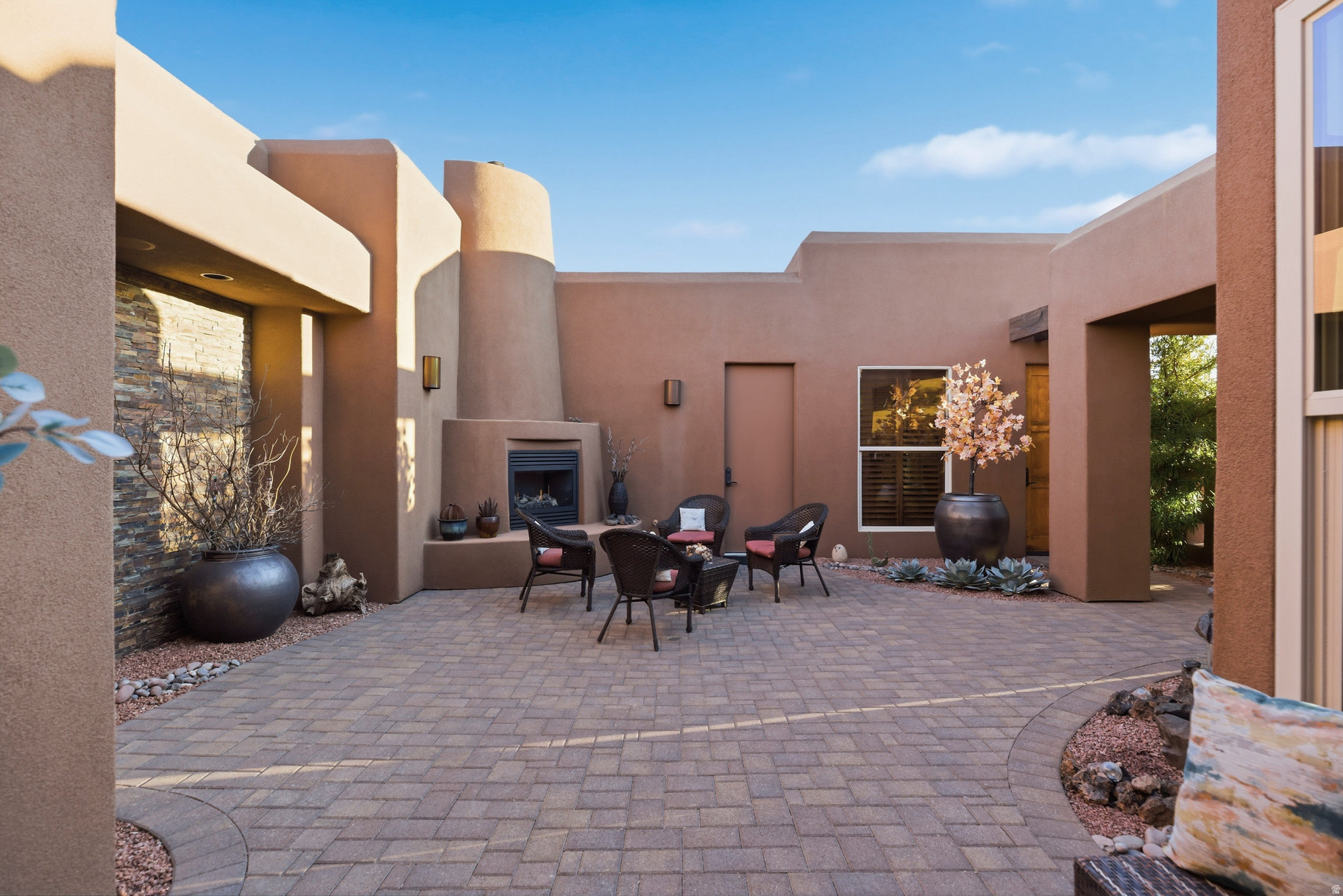 LAVA COVE AT ENTRADA - Residential