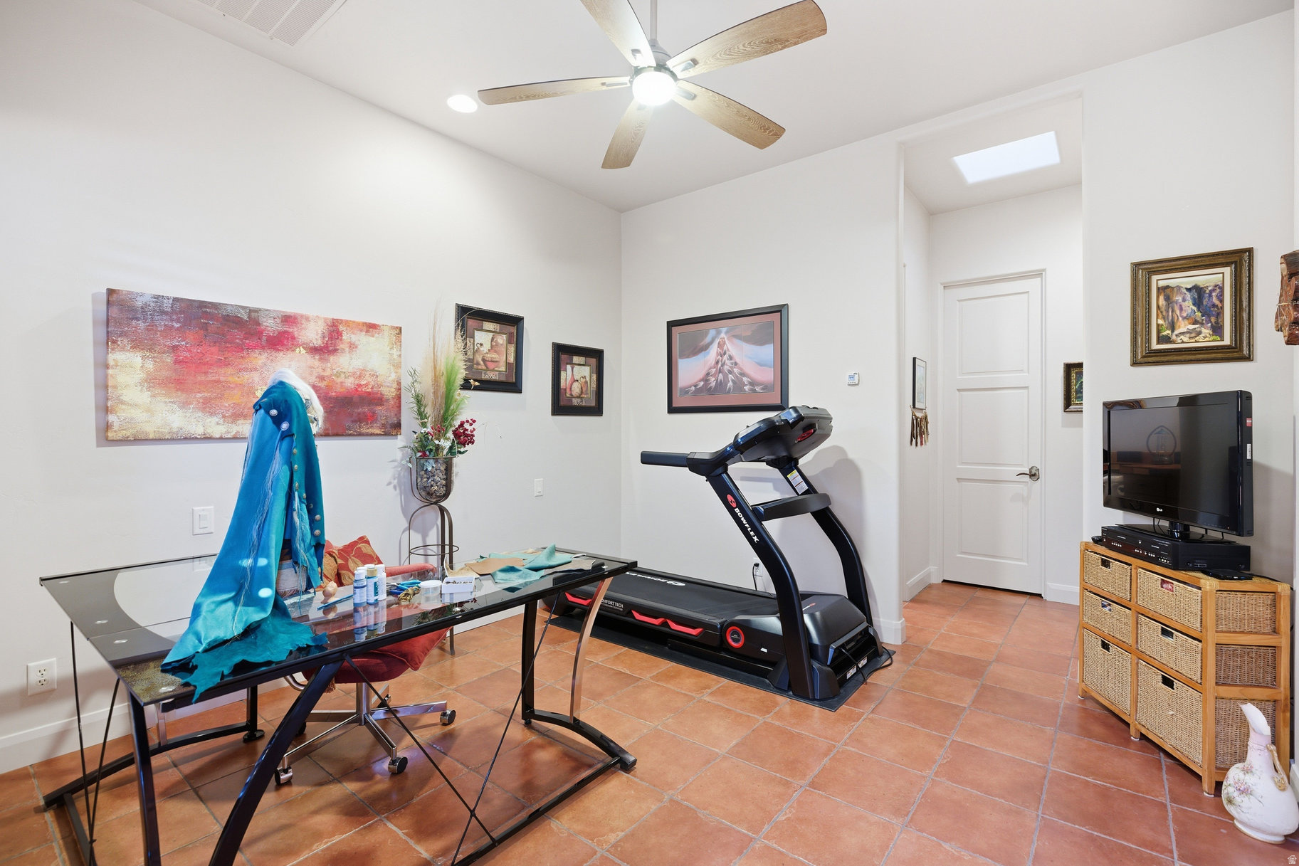 LAVA COVE AT ENTRADA - Residential