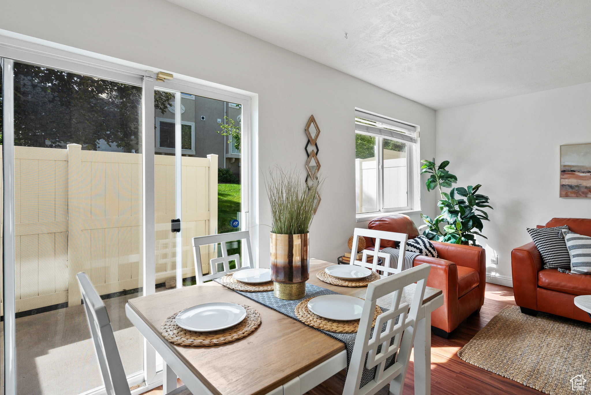 TUSCANY TOWNHOMES PHASE 1 CONDO - Residential